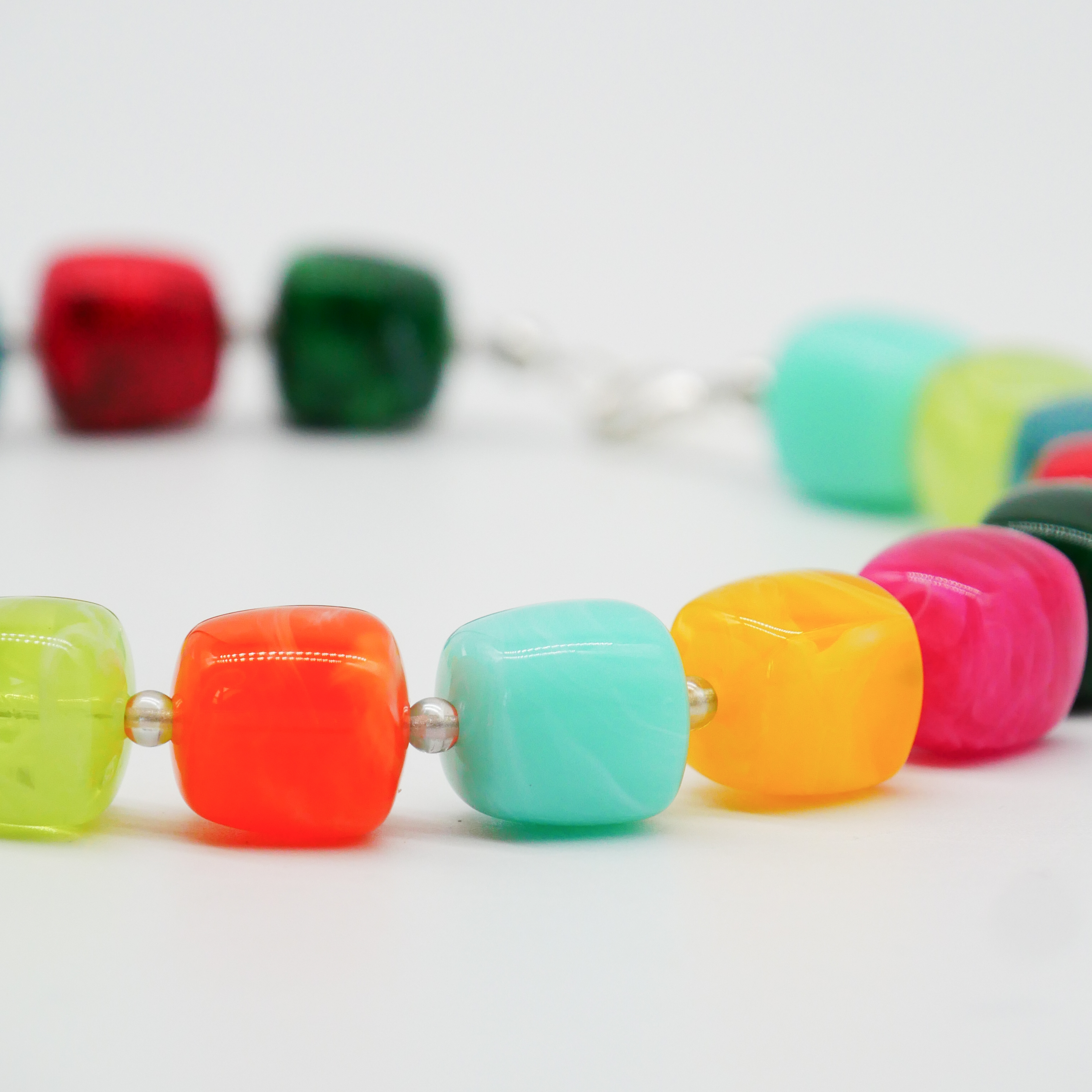 "Summer Feeling",  short Chain "Cube" Resin Pearls approx. 16 x 16 mm multicolor