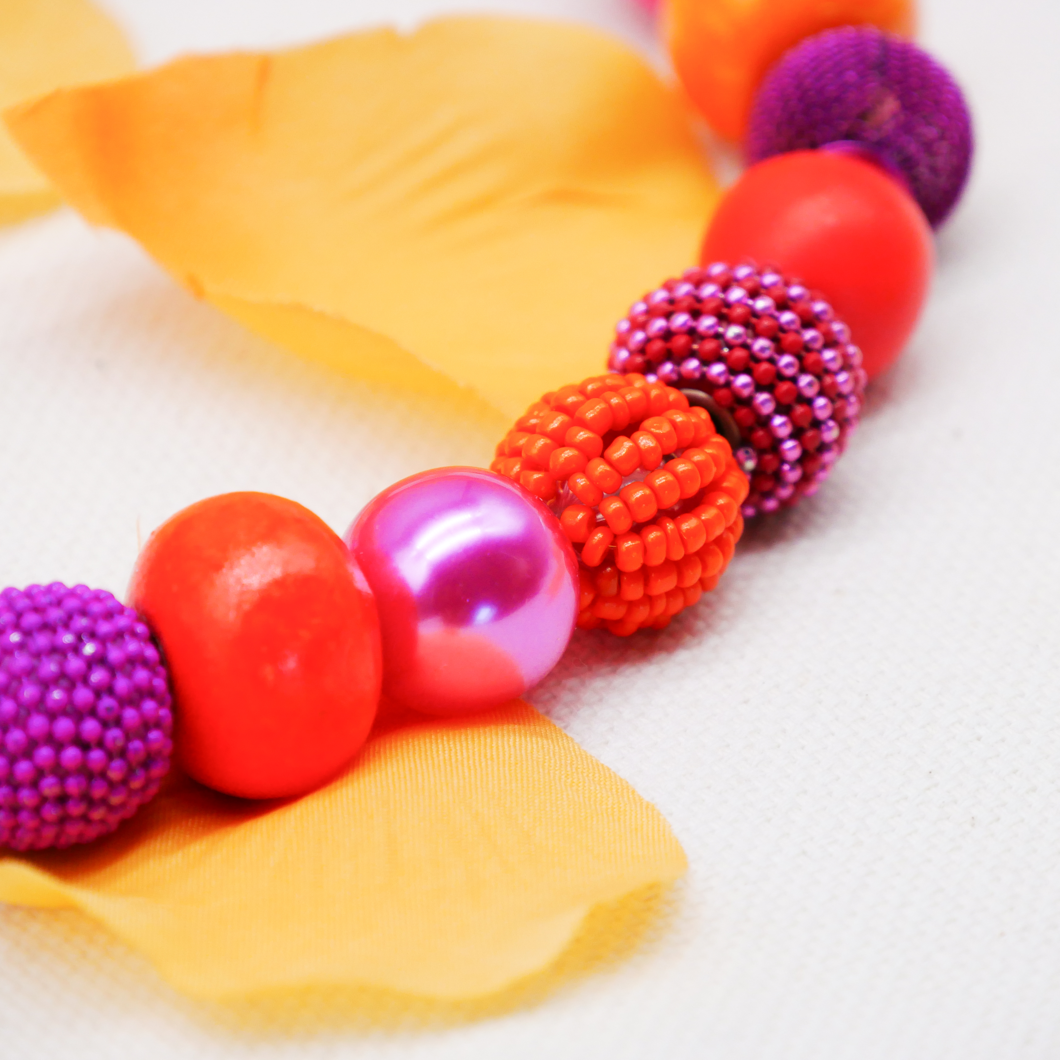 "Bollywood" Kleine Bollywood Ø ca. 16 mm, pink-orange