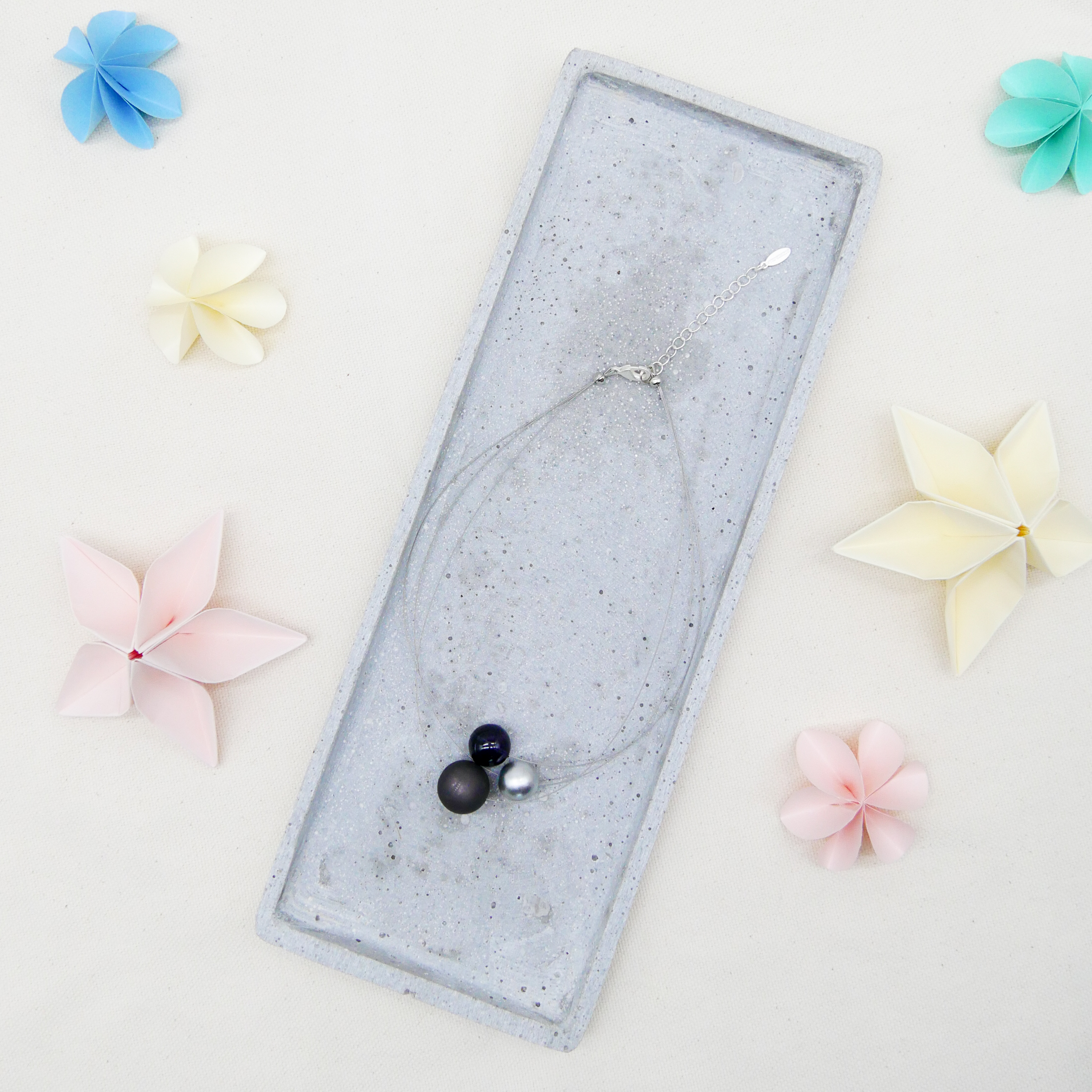  Color Explosion, kurze 3-Strang Kette "Planet" - Merkur schwarz-silber