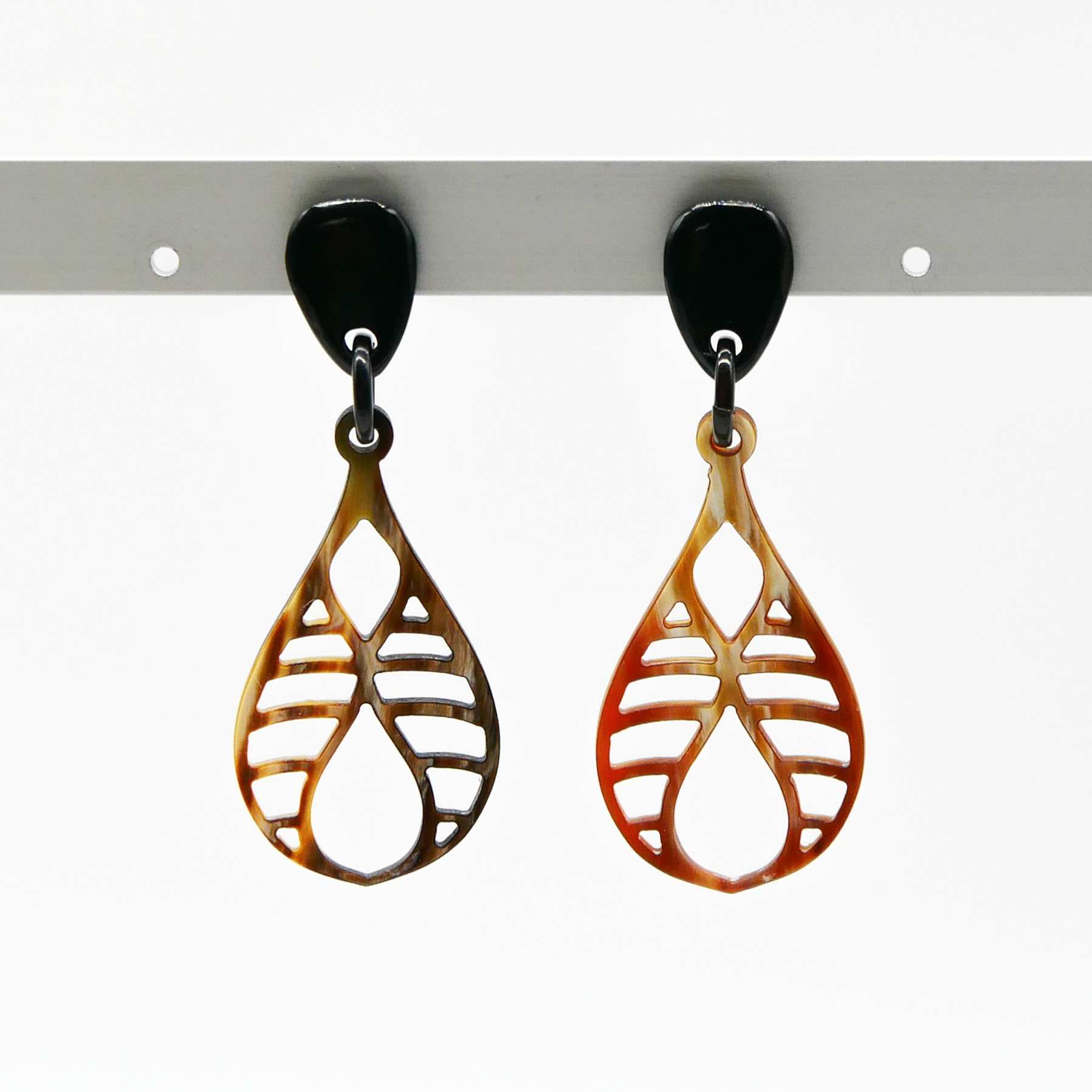  "Craft Art" Ohrring "Pendel" braunes afrikanisches Horn