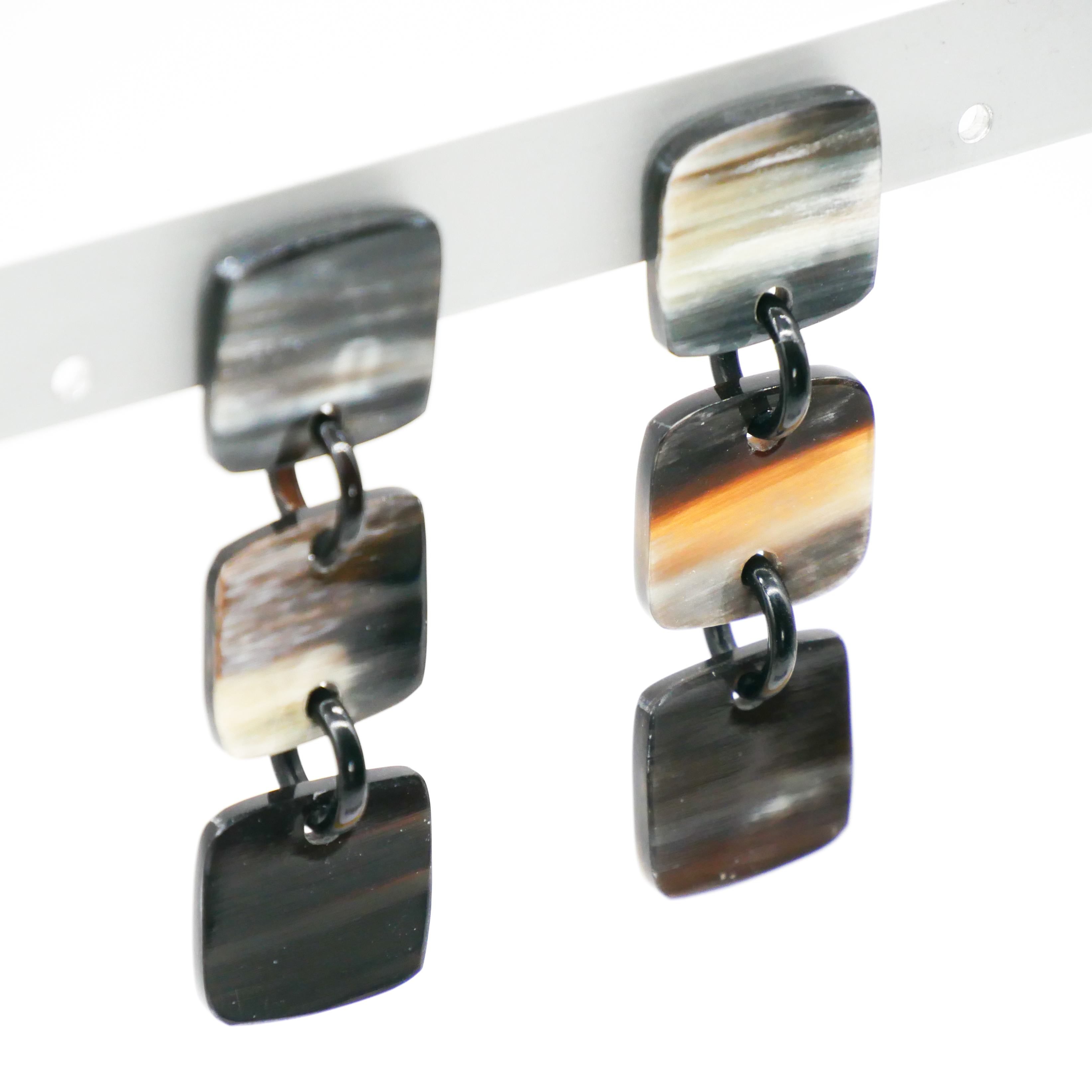 Horn earrings, squares, black-white african horn