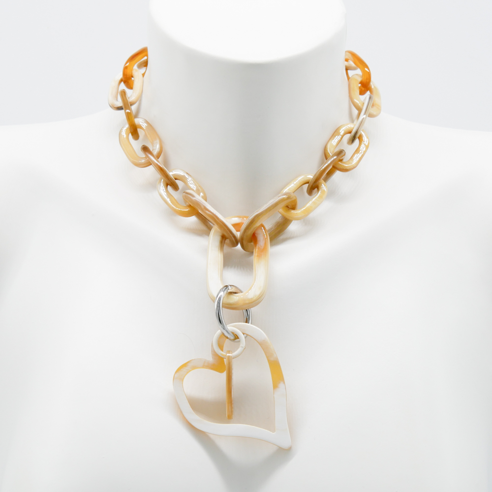 "Craft Art" Pendant "Herz", white horn