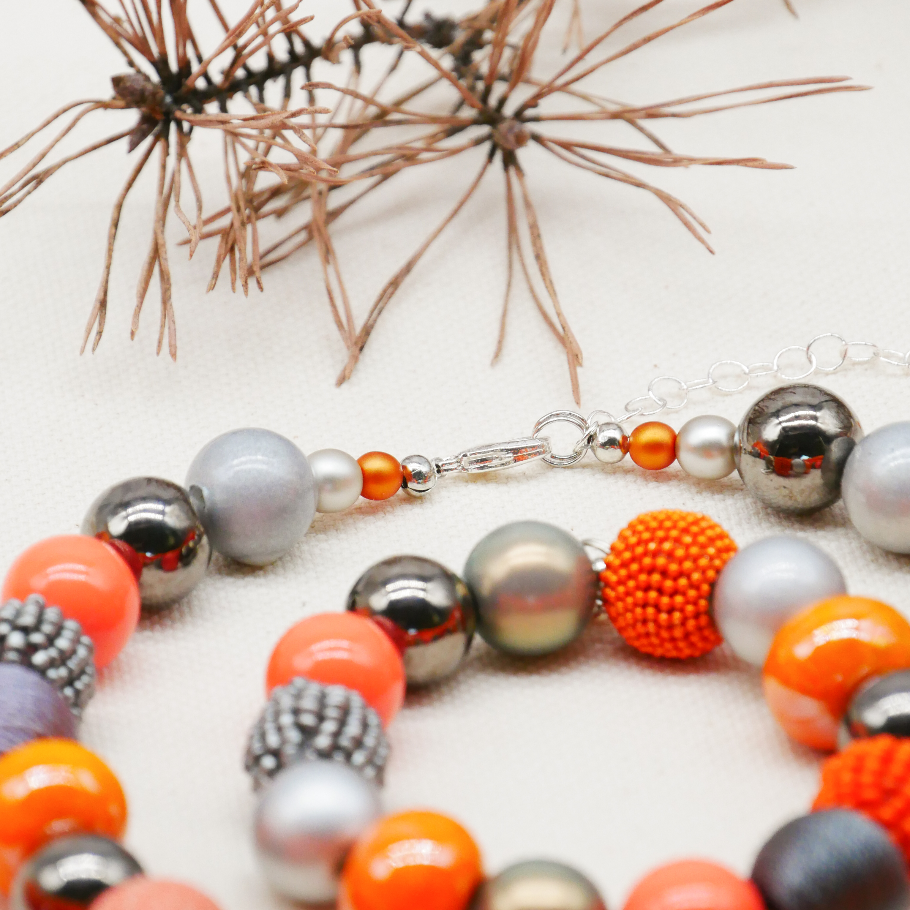  "Bollywood" Armband auf Gummi, vulkan