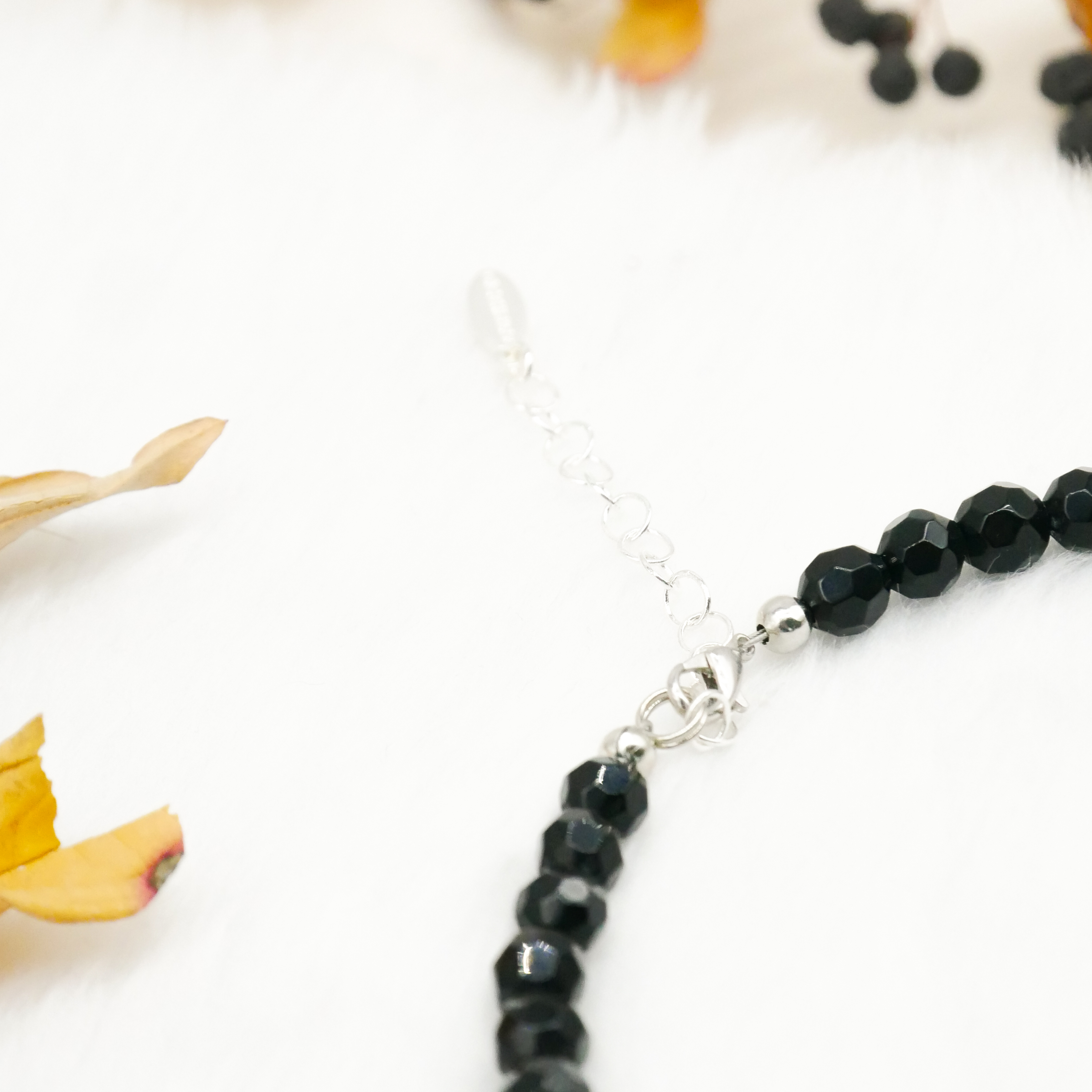  "Jet Schmuck" Kette ca. 45 cm schwarze facettierte Glasperlen Ø 8 mm 