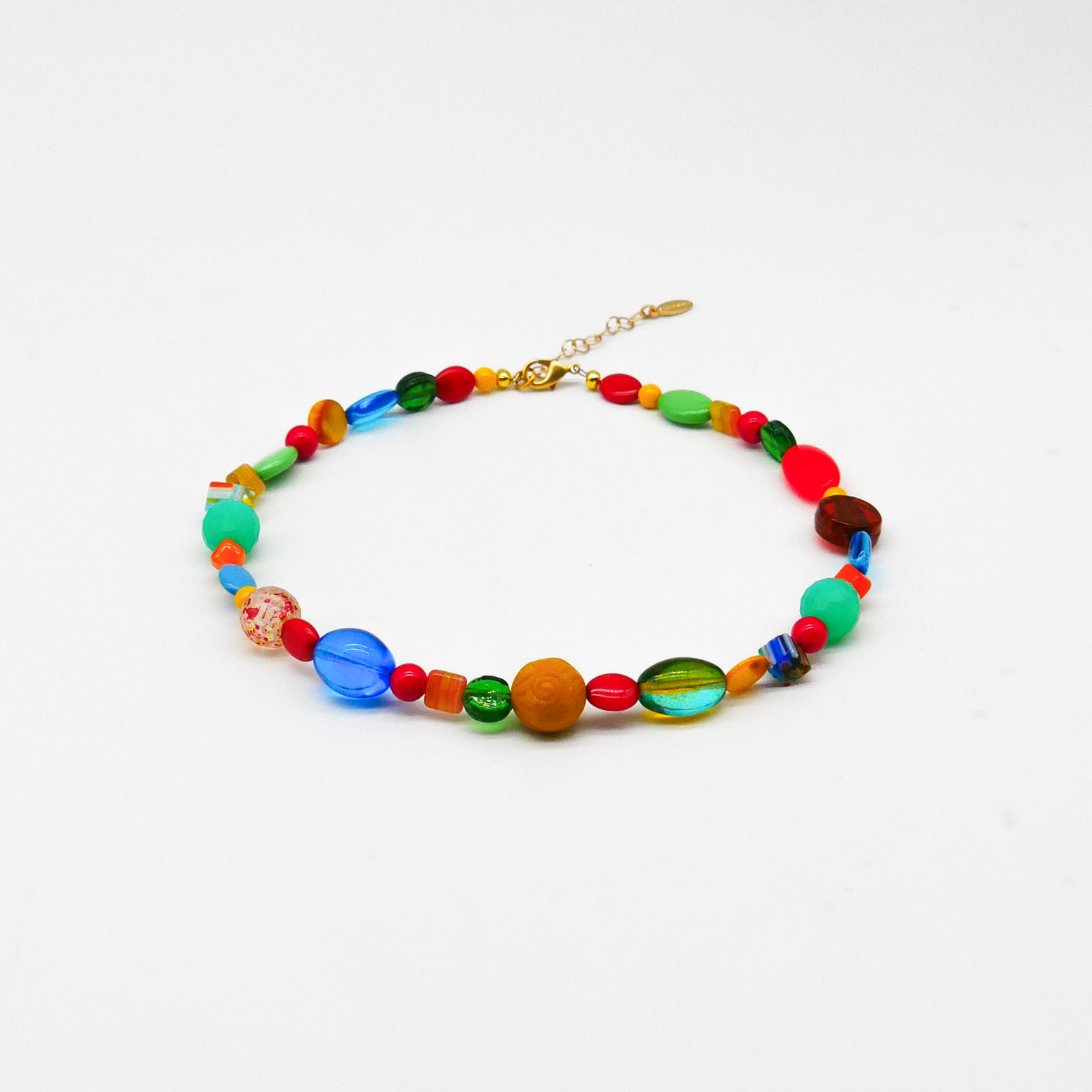 "Summer Feeling",  Kette aus verschiedenen Formen, Glas- und Resin Perlen, multicolor 