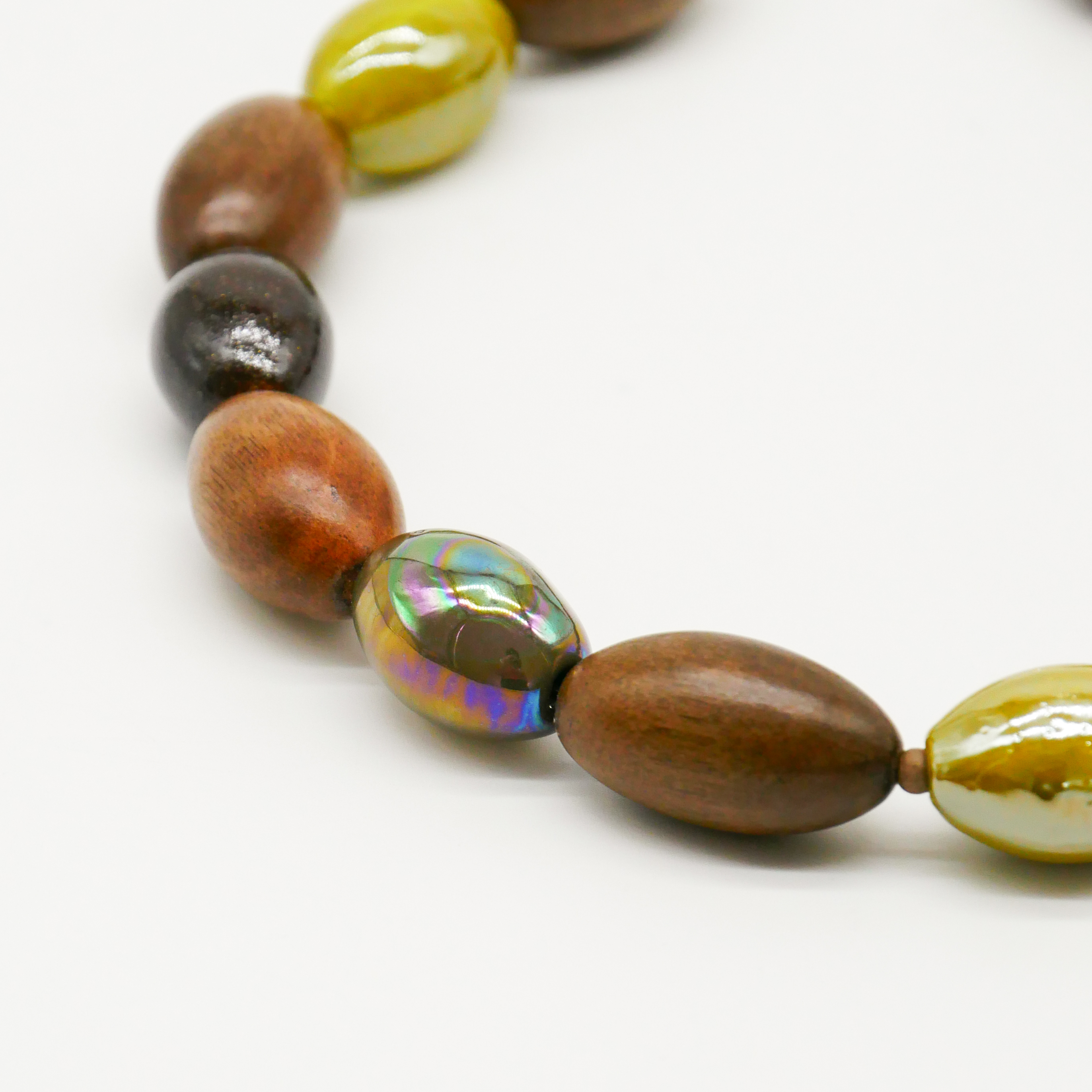 "Woodland", Kette "Olive", Greywood Holzolive und Keramik Oliven, graue und grüne Töne "Woodland", Kette "Olive", Greywood Holzolive und Keramik Oliven, graue und grüne Töne