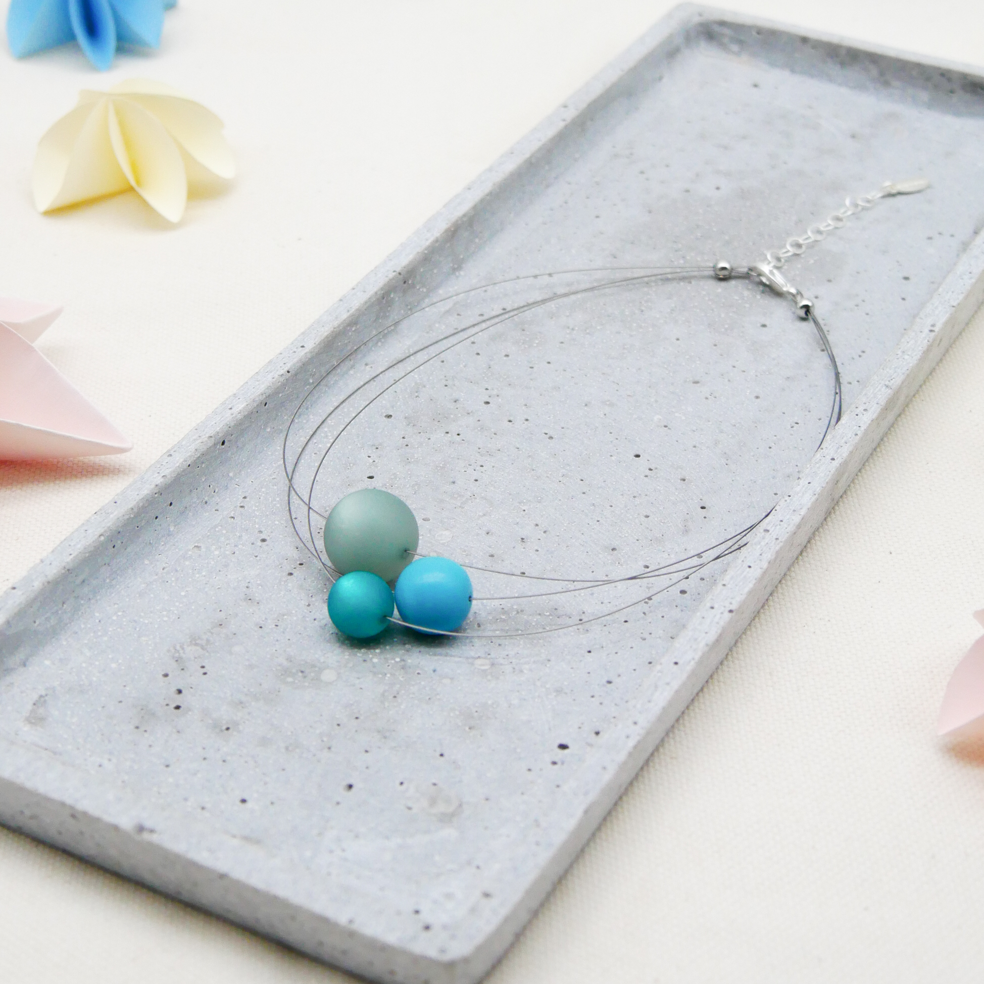  Color Explosion, kurze 3-Strang Kette "Planet" - Neptun türkis