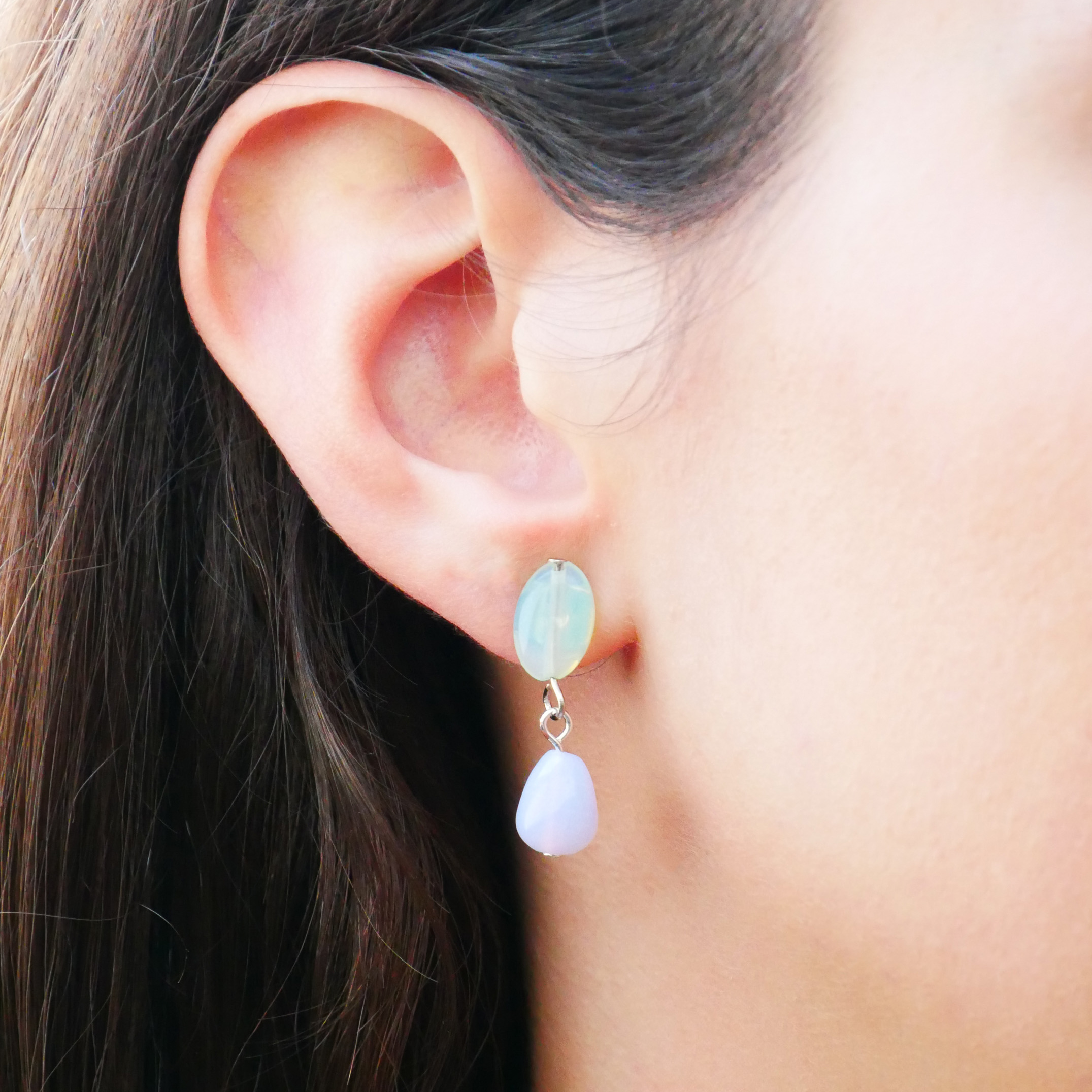 "Summer-Feeling"  Ohrring aus verschiedenen Formen, Glas- und Resin Perlen, opal-pas