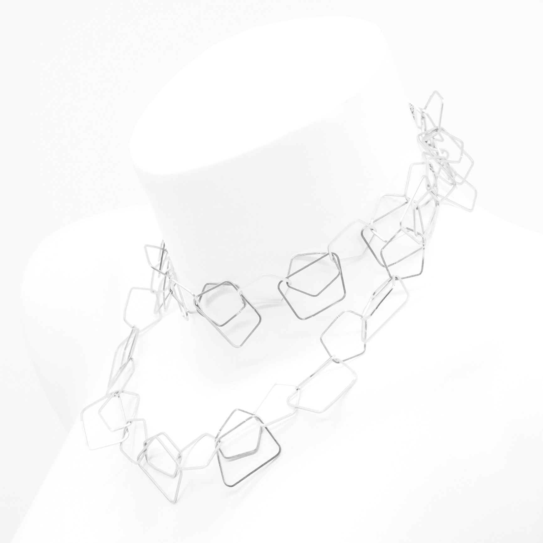 "Charmkette" Gliederkette, kleines Fünfeck, lang, versilbert ca. 80 cm