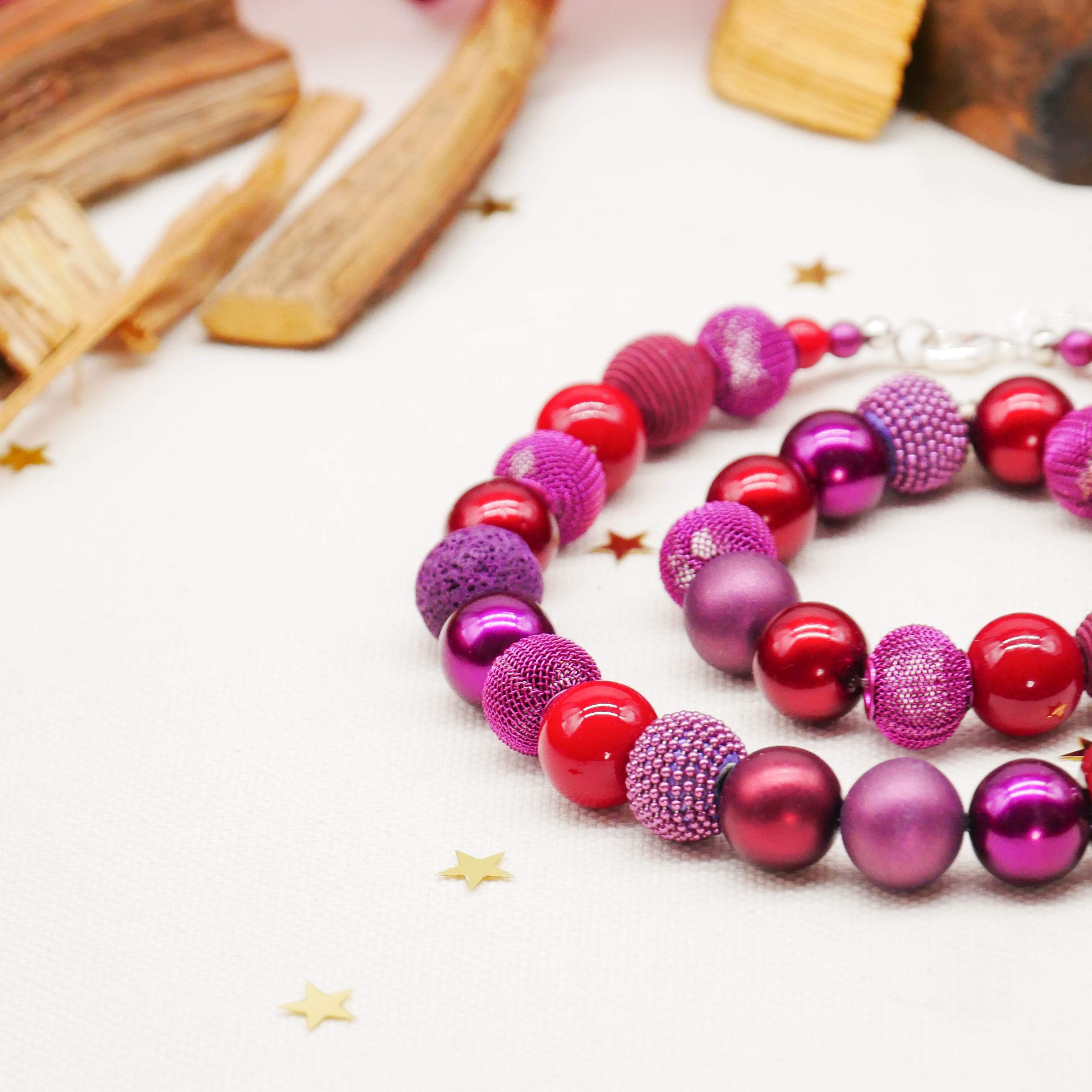  "Bollywood" Armband auf Gummi, burgunder