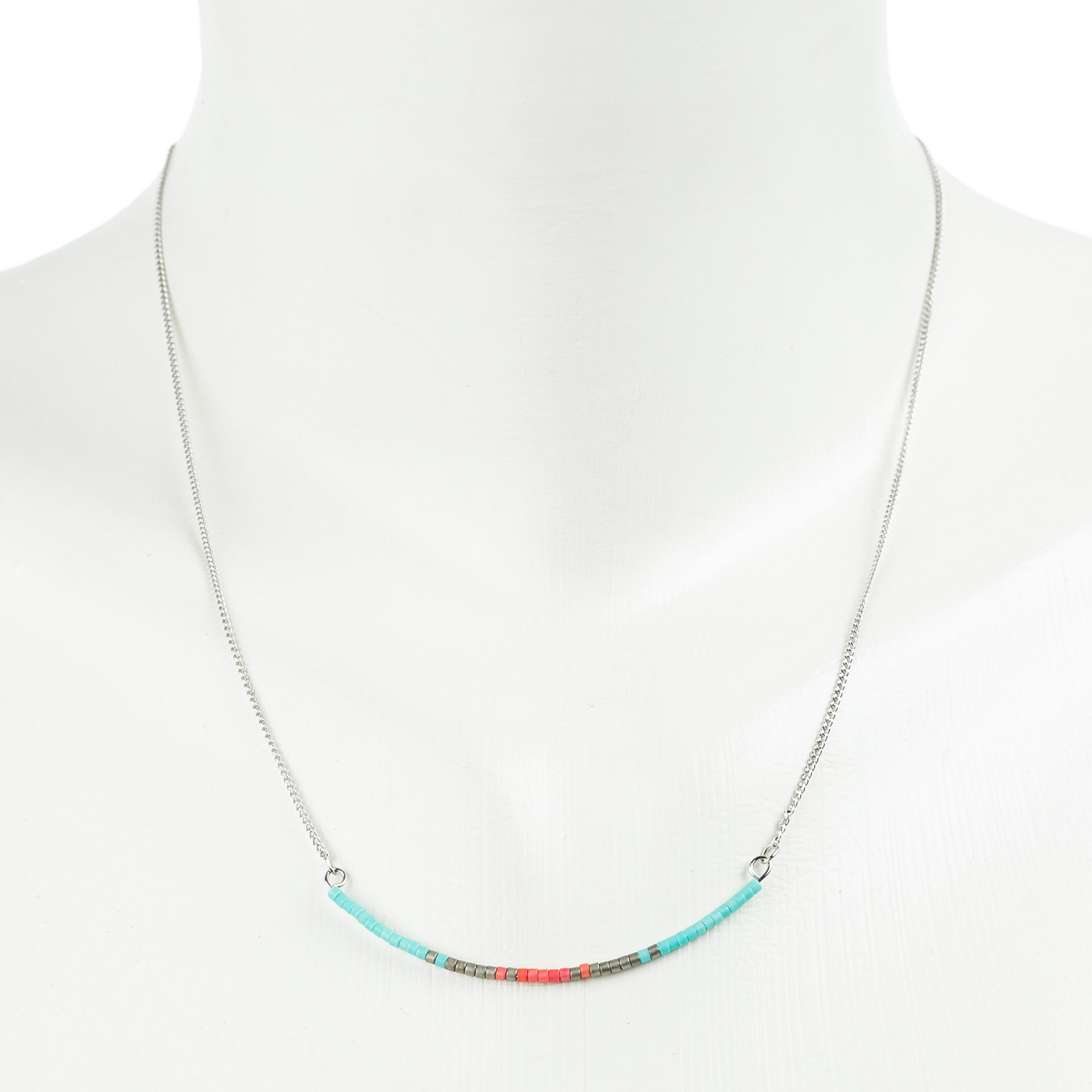"Petite Beads" feine kurze Metallkette mit japan. Rocaillesperlen, türkis-rot, silberfarben