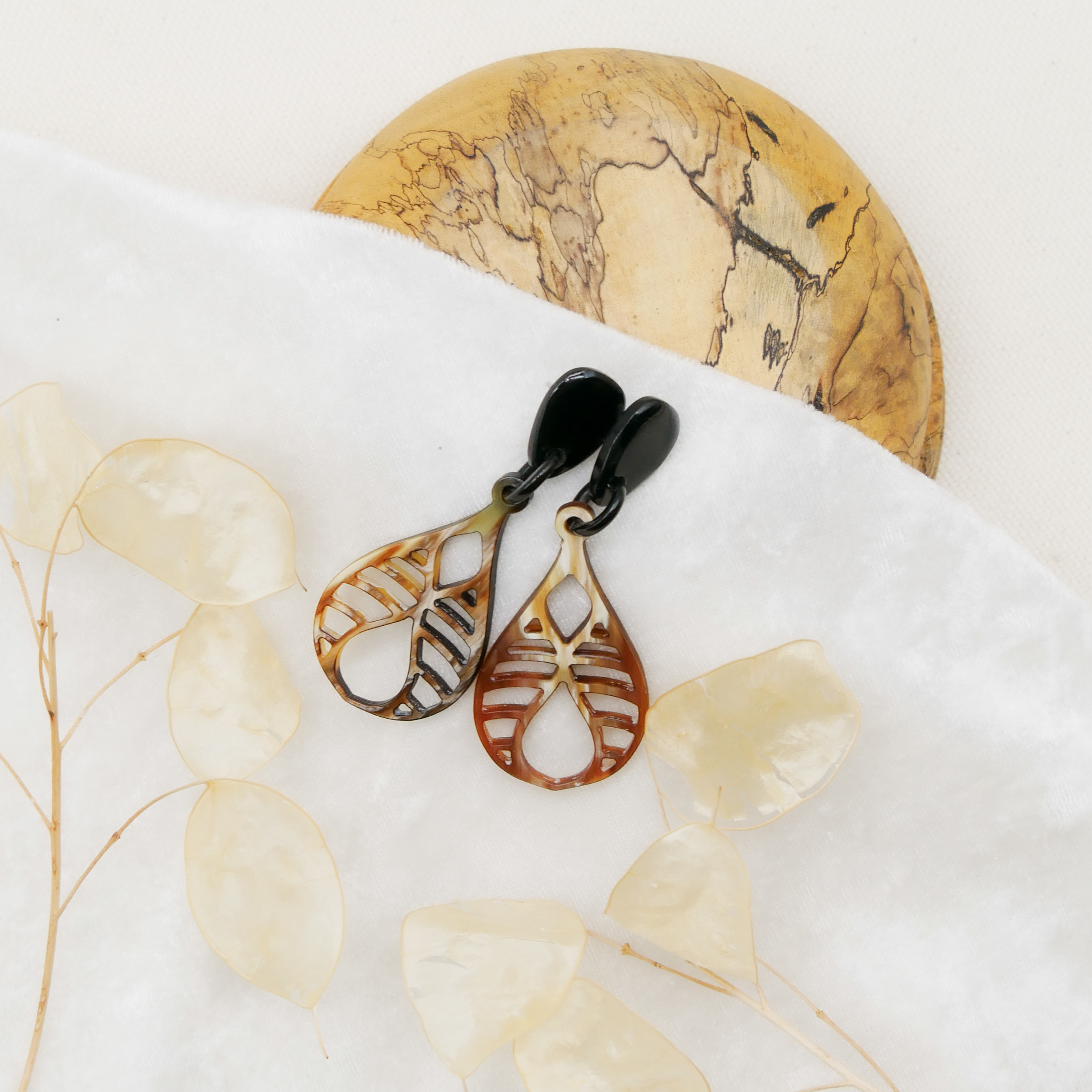  "Craft Art" Ohrring "Pendel" braunes afrikanisches Horn