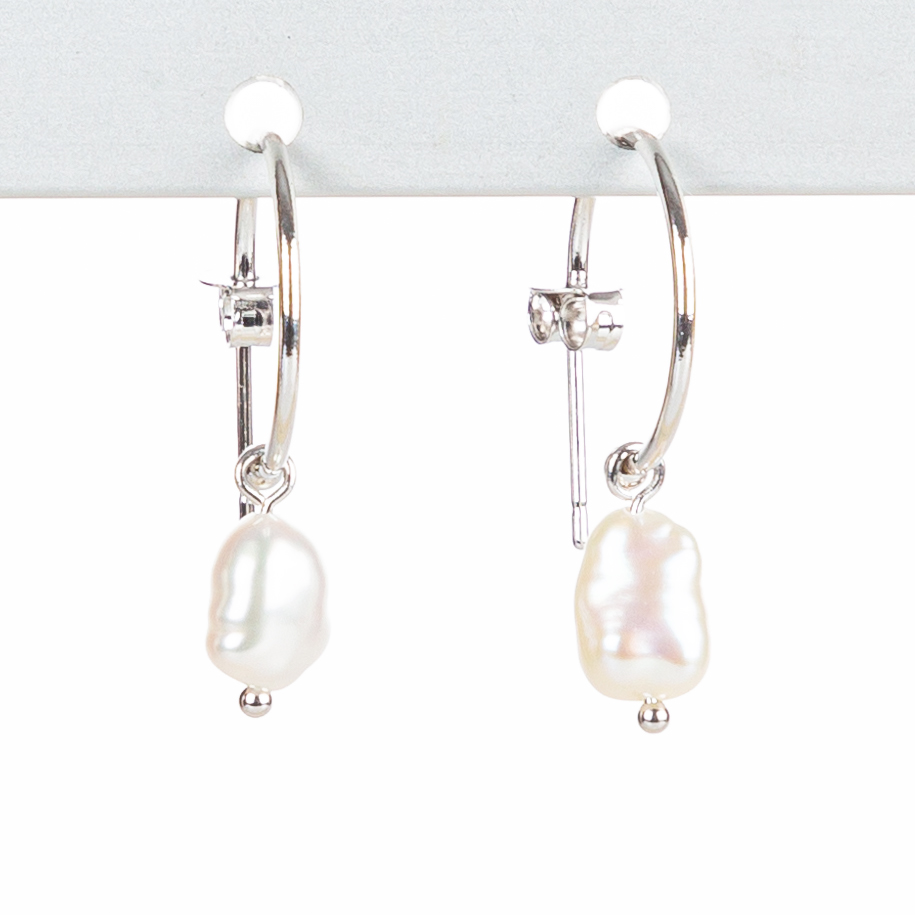 "Freshwater Pearls" earring, baroque freshwater pearl, silver plated 