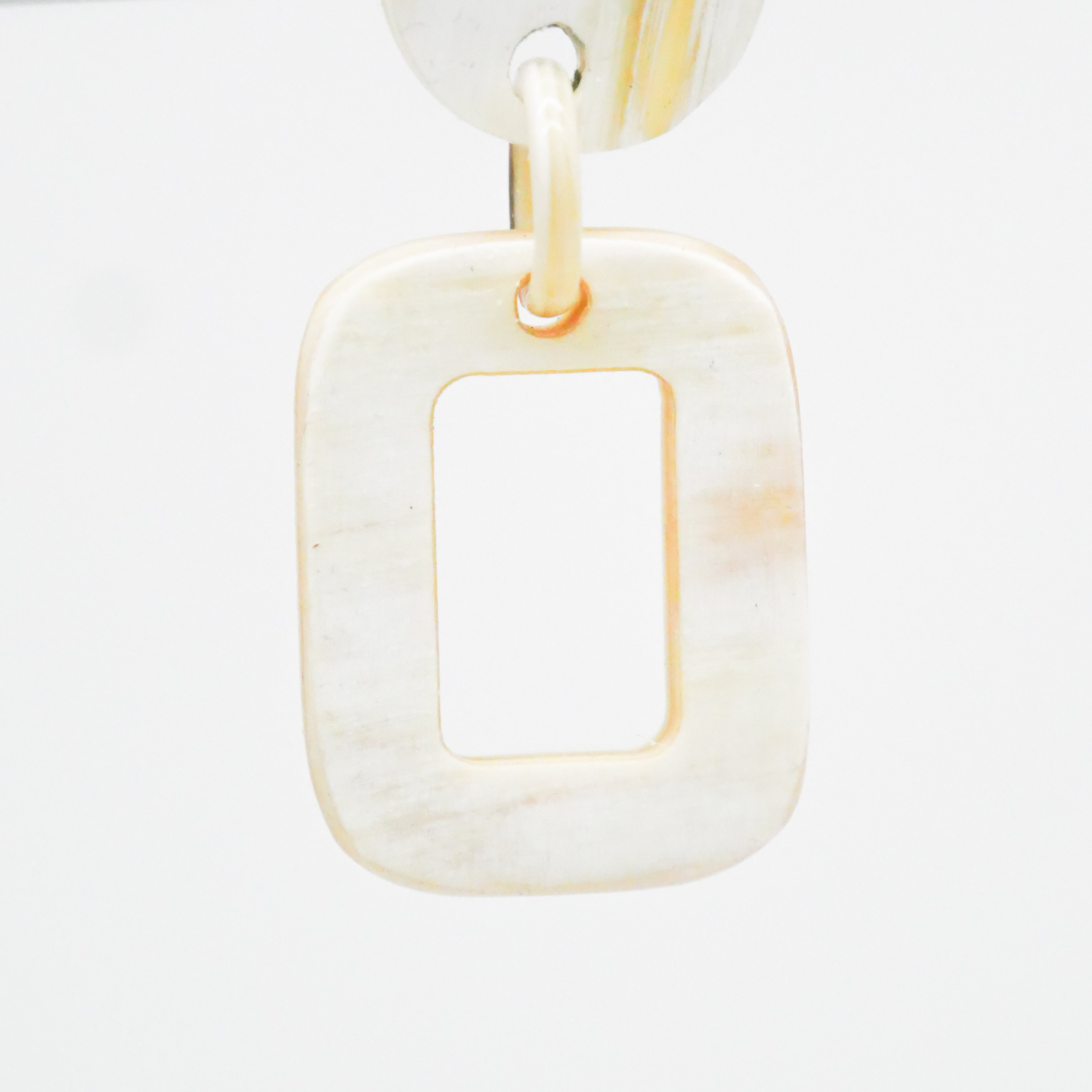  "Craft-Art", Ohrring Rechteck ca. 30 x 23 mm white Horn
