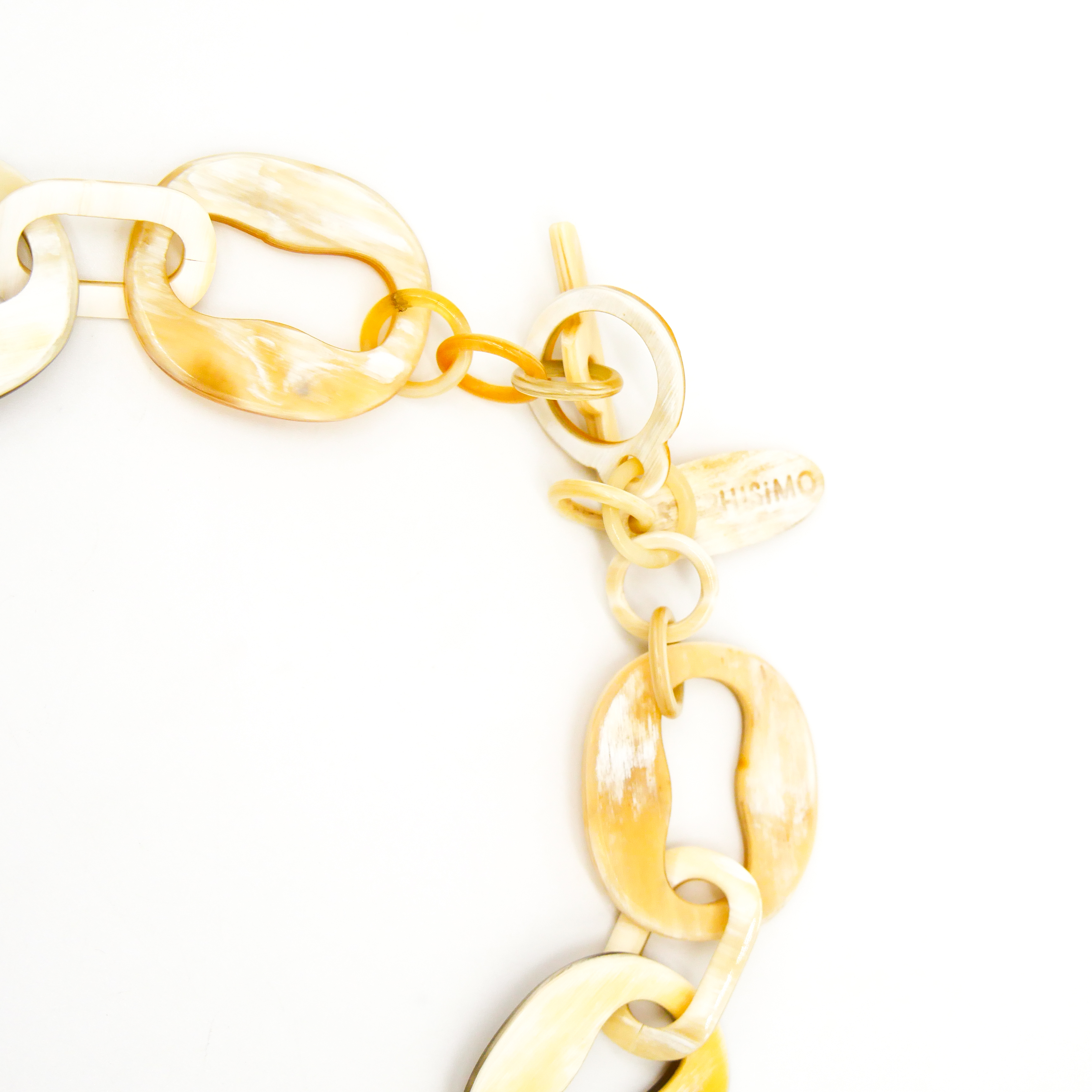 "Craft Art", kurze Kette Ovale mit Aussparung white Horn "Craft Art", kurze Kette Ovale mit Aussparung white Horn