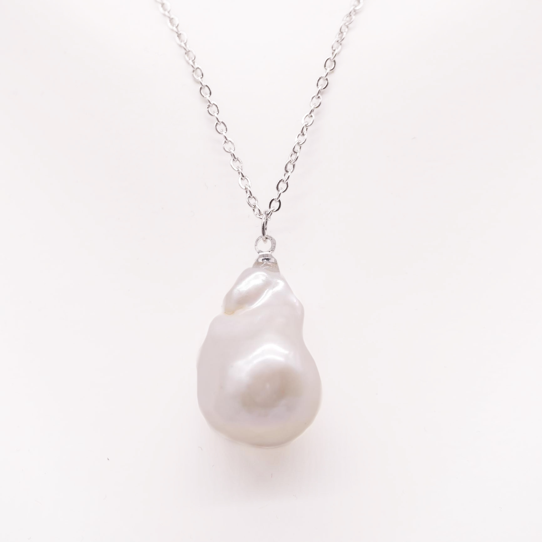 "Freshwater Pearls" long necklace, baroque xxl drop, silver-coloured