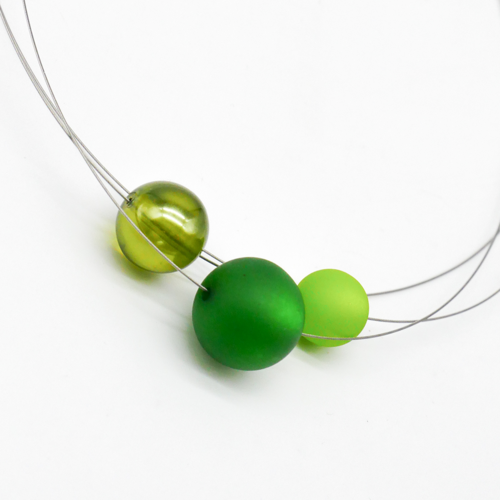  Color Explosion, kurze 3-Strang Kette "Planet" - Uranus grün