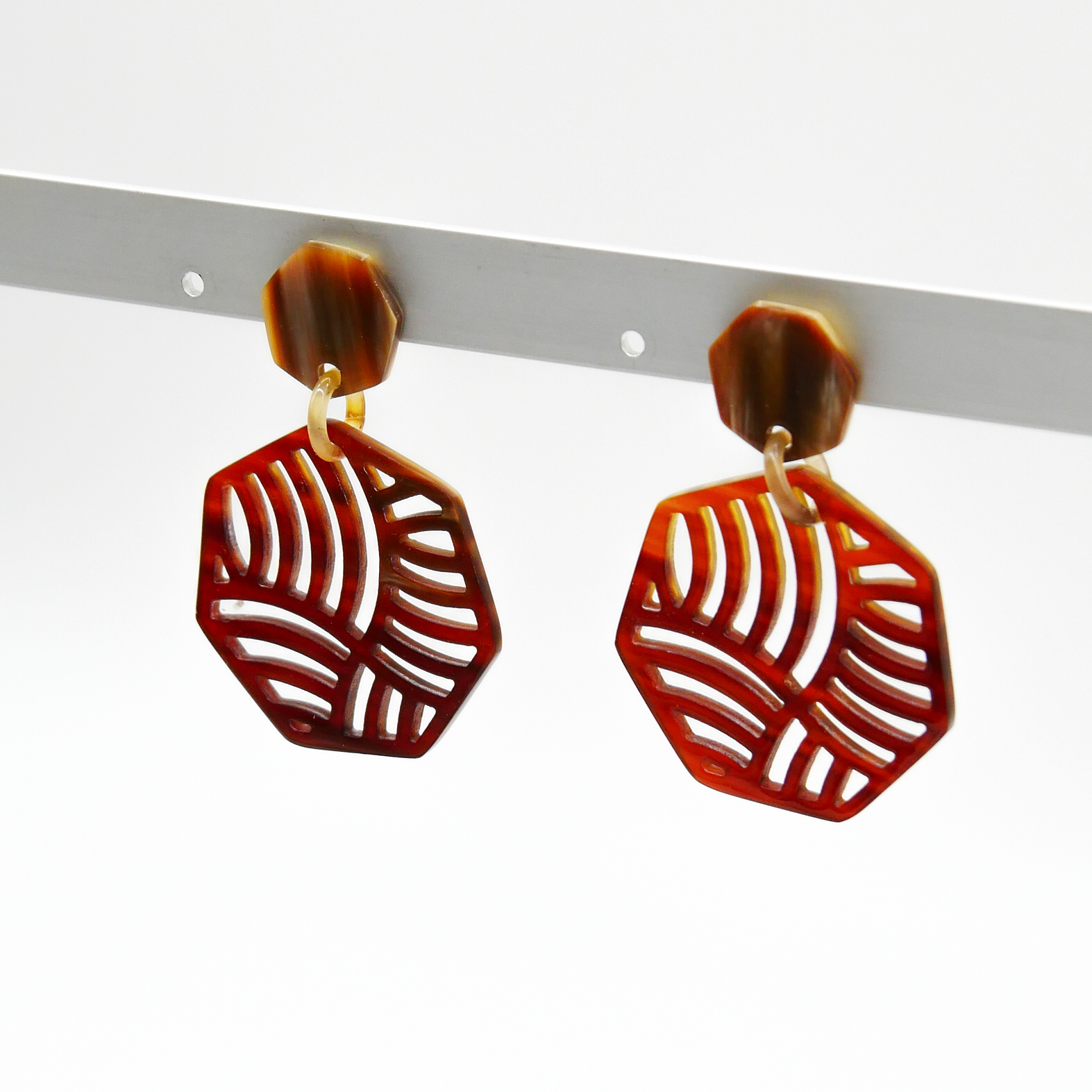  "Craft Art" Ohrring "Polygon" braunes Horn