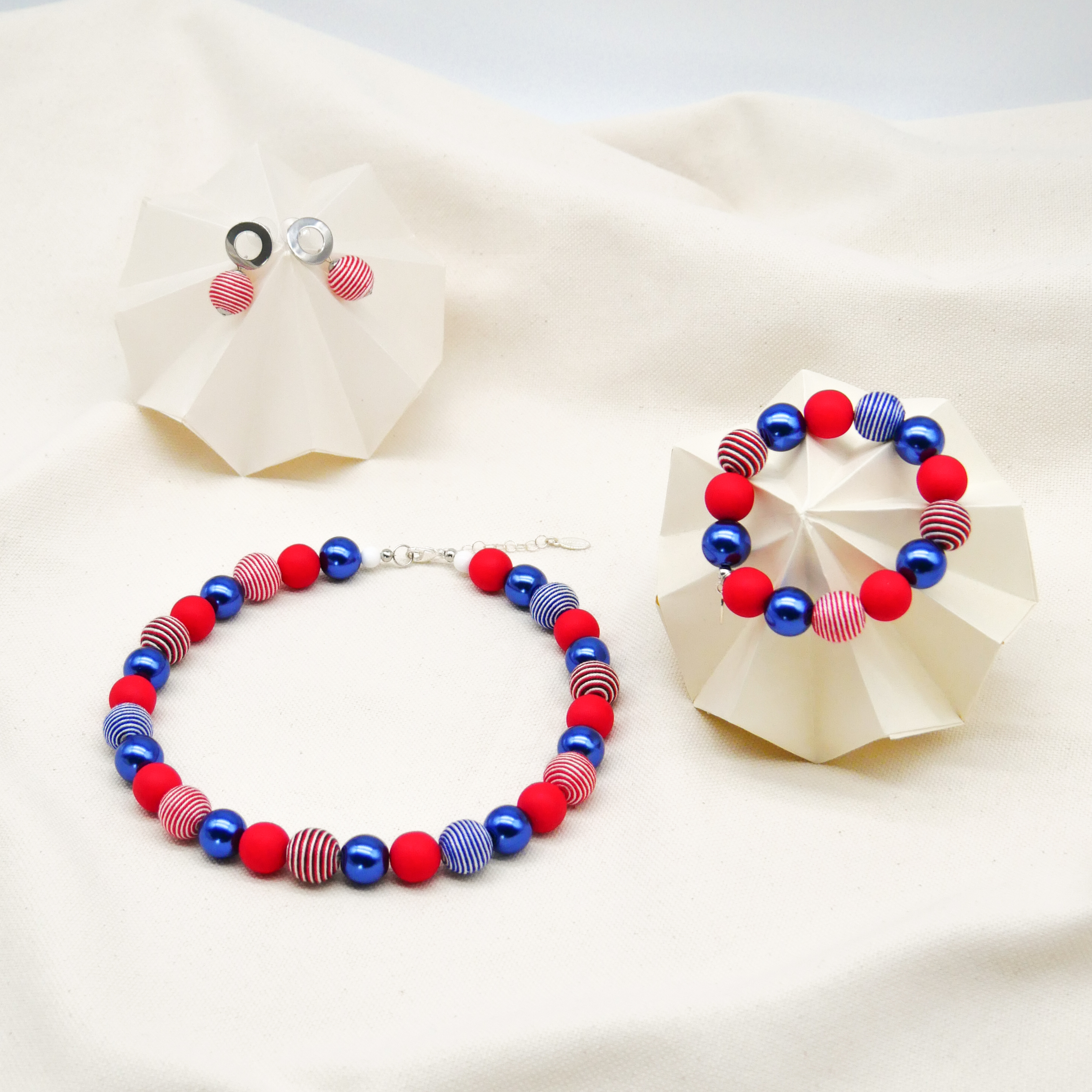  "Bollywood" Armband auf Gummi, marine