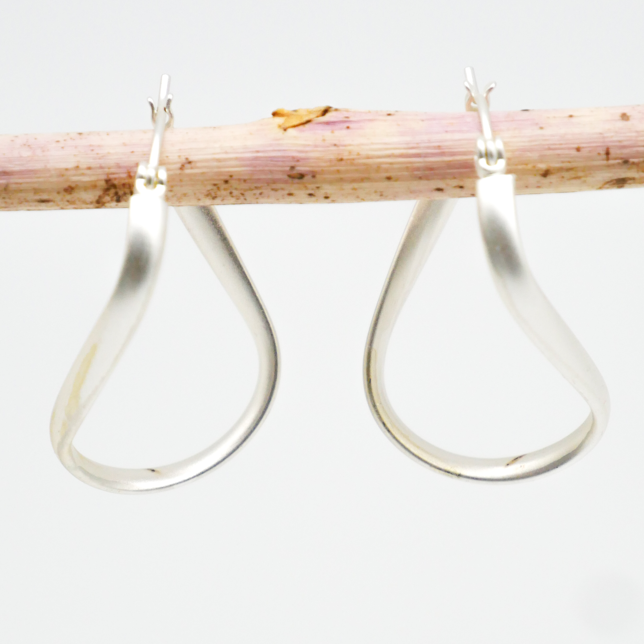 "Circle", creole earring "Wave" silver Ø approx. 28 x 20 mm