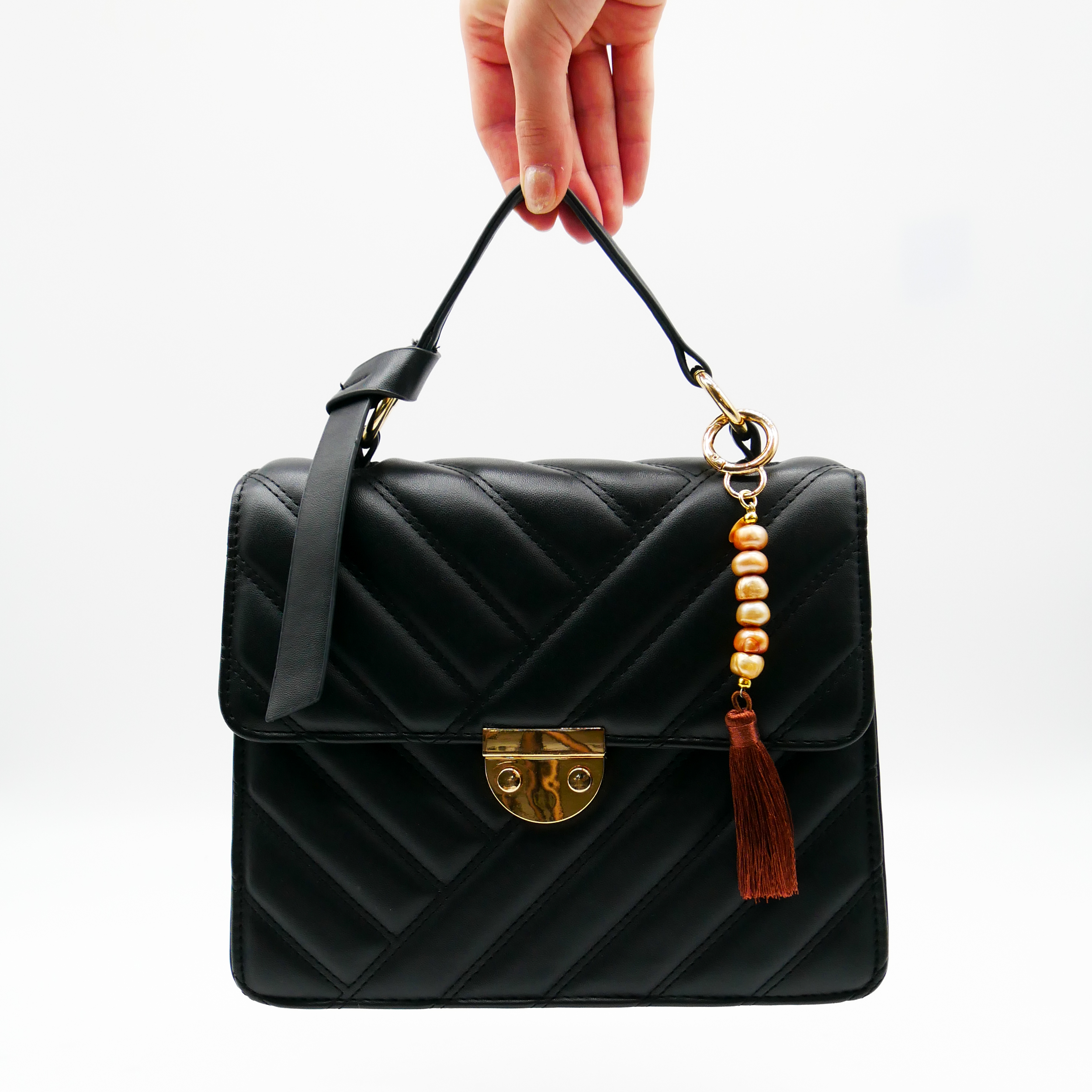 "Lucky Pendant" Anhänger, 1 Strang SWZ Perle große braune Quaste 