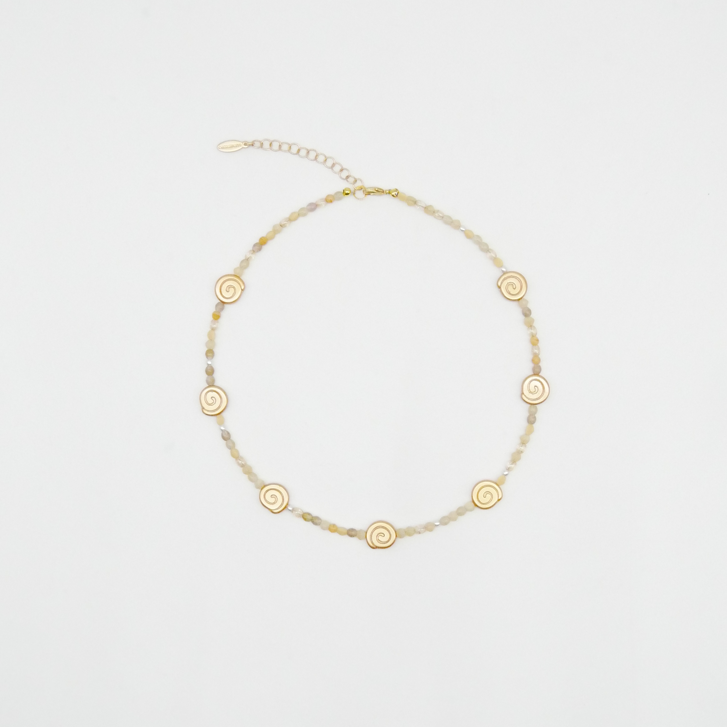 "Shell" kurze Kette, kleine Glasperlen Glasschnecken, sand 