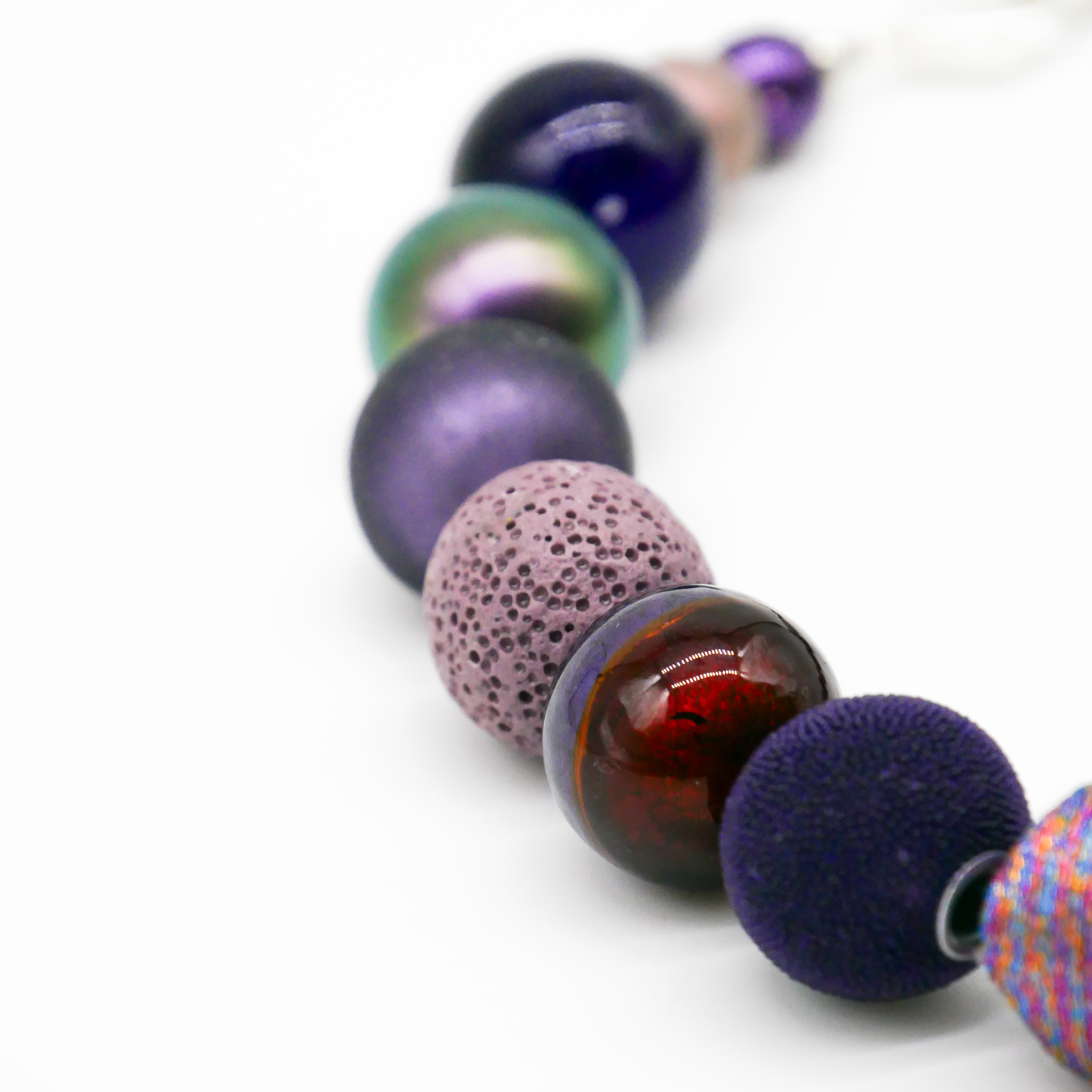 "Bollywood" Kette Ø ca. 20 mm, aubergine