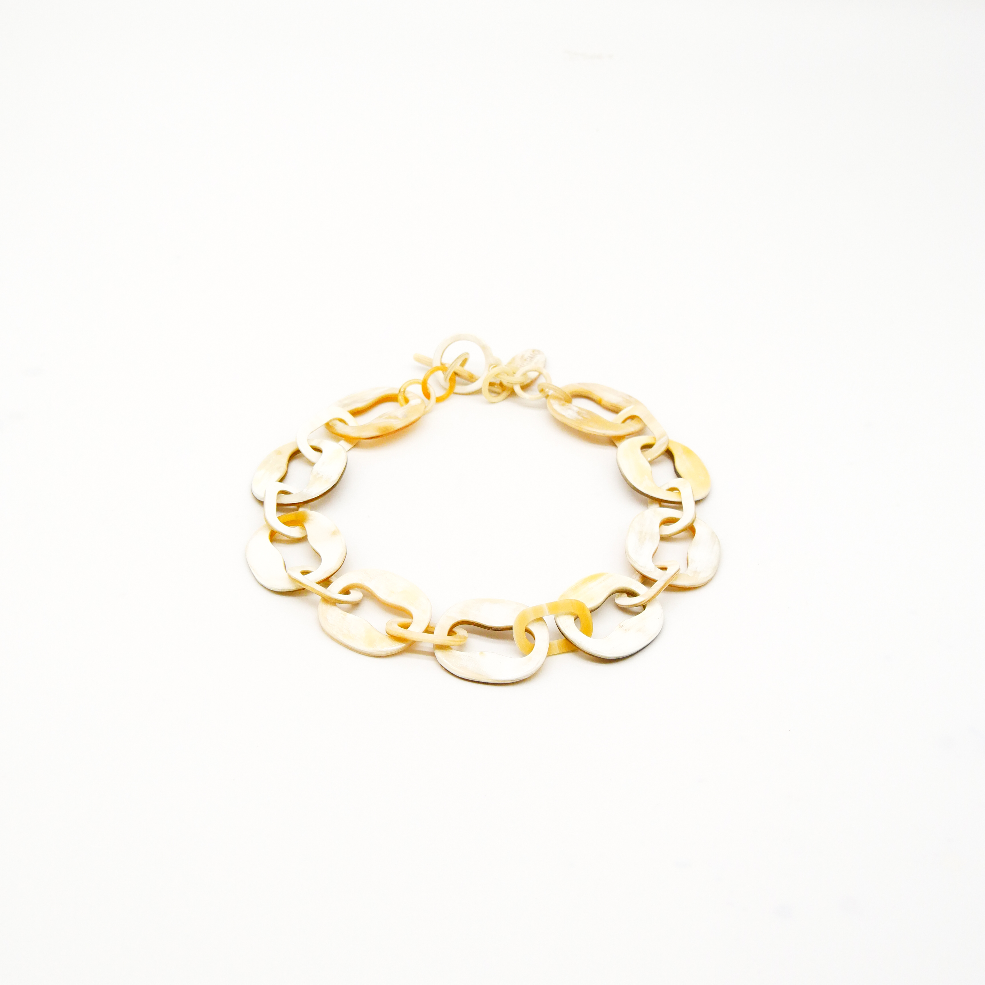 "Craft Art", kurze Kette Ovale mit Aussparung white Horn "Craft Art", kurze Kette Ovale mit Aussparung white Horn