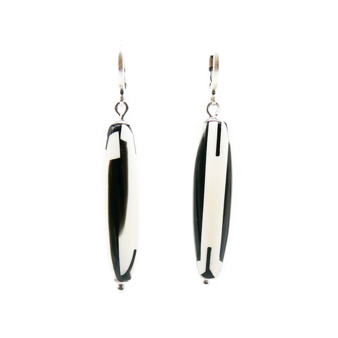 "Classic Ethnic" Ohrhänger, gestreifte Knochenperle Olive 35 x 9 mm