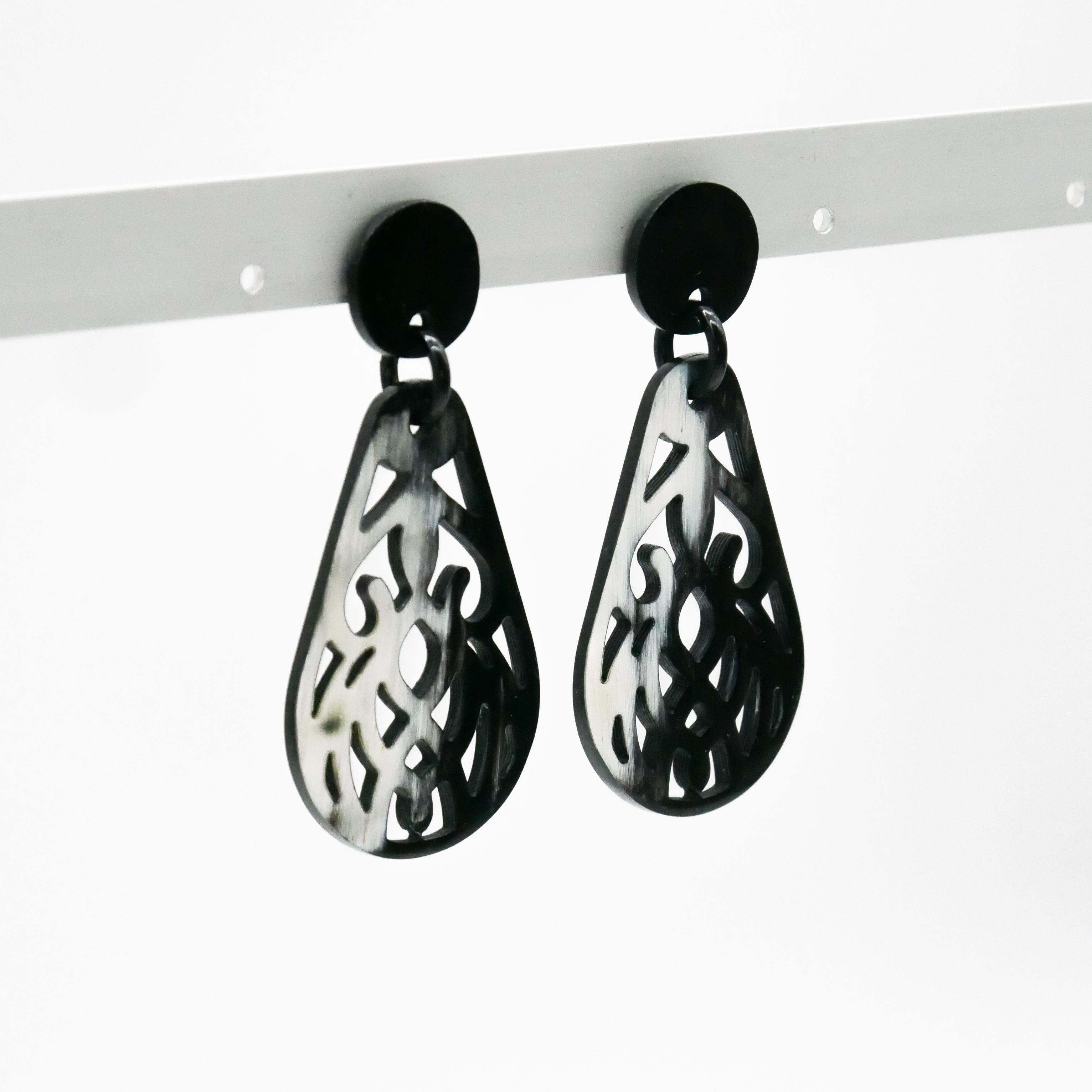  "Craft-Art", Ohrring "Drop" marble Horn Ornament 1 
