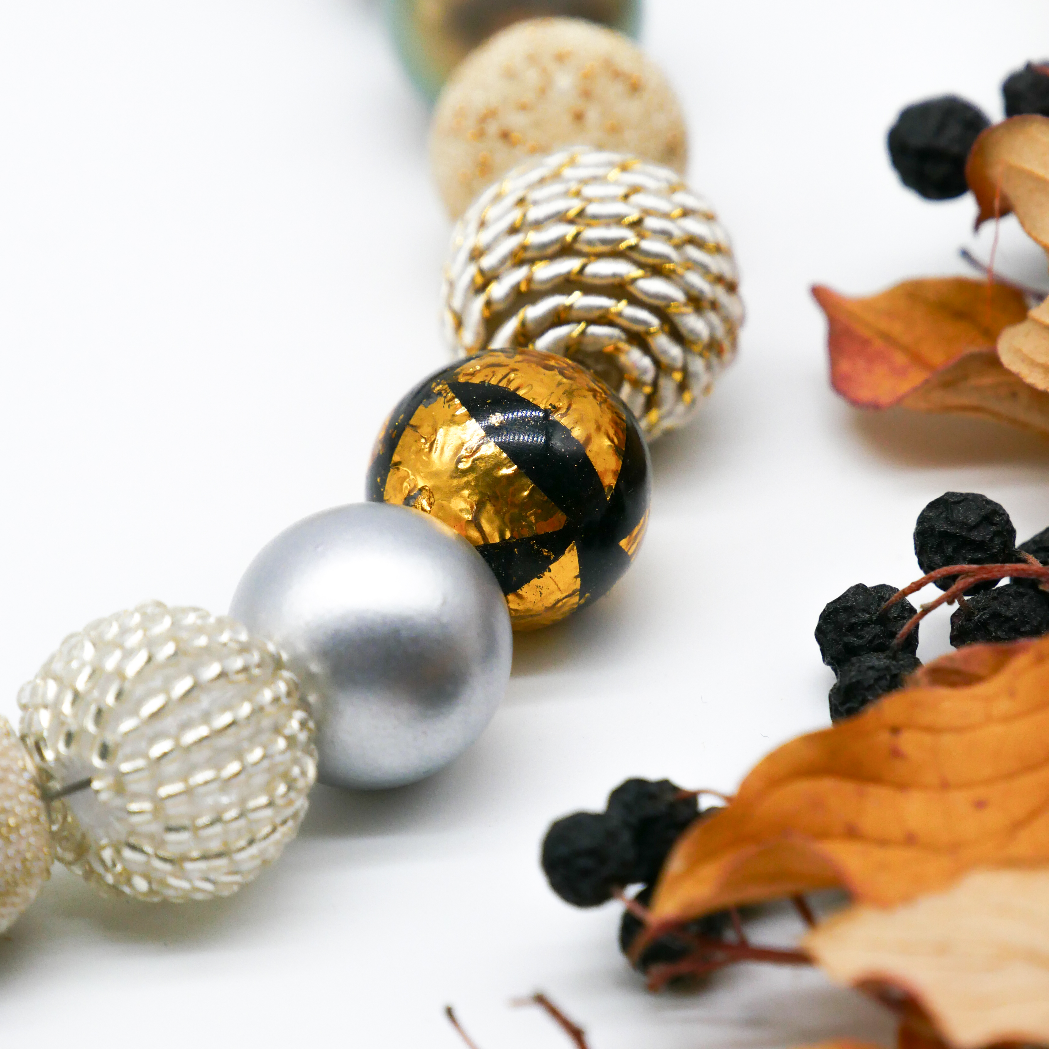 "Bollywood" Kette, Granit