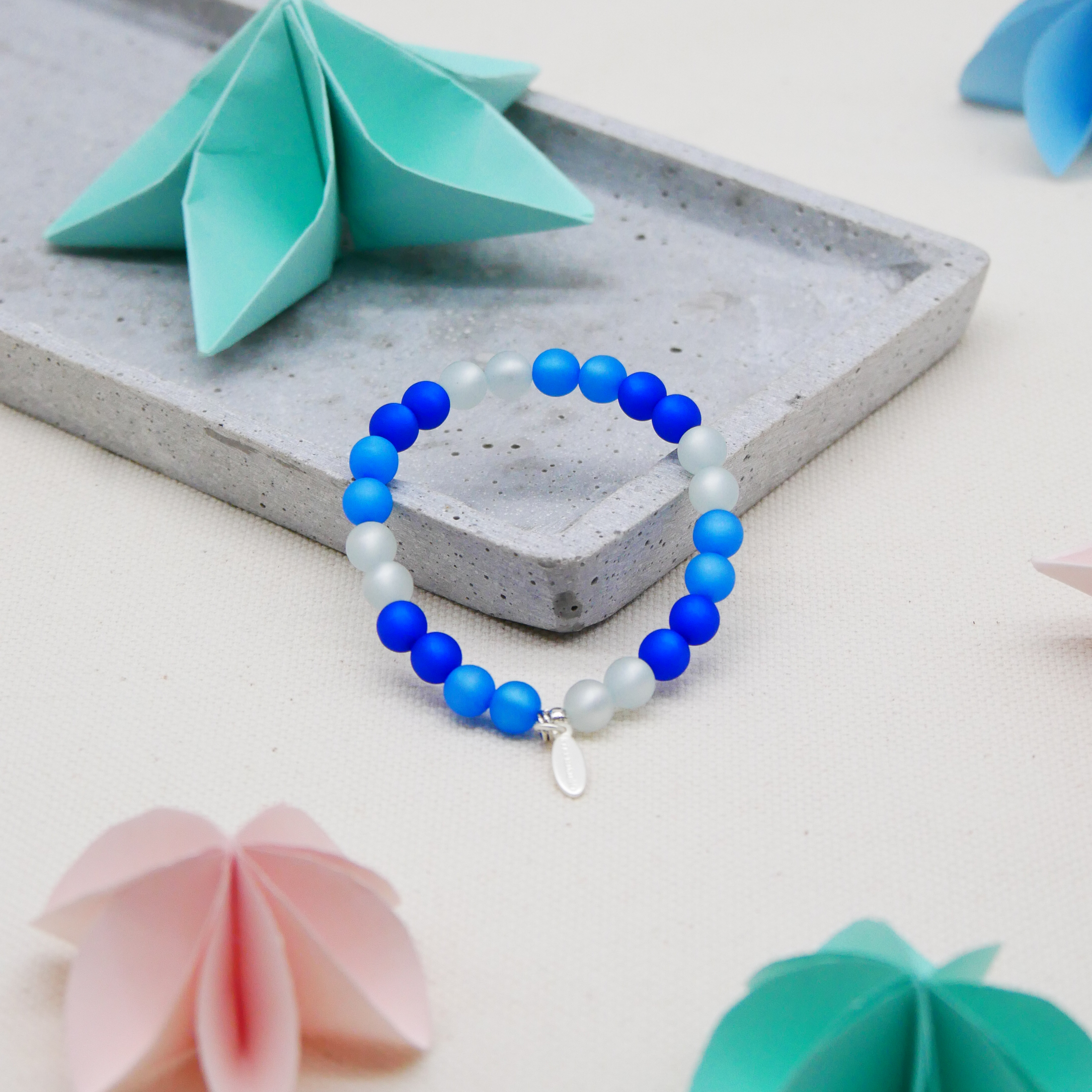  Color Explosion, Armband auf Gummi Ø 8 mm, Glas- und Polaris Perlen, Erde dunkelblau