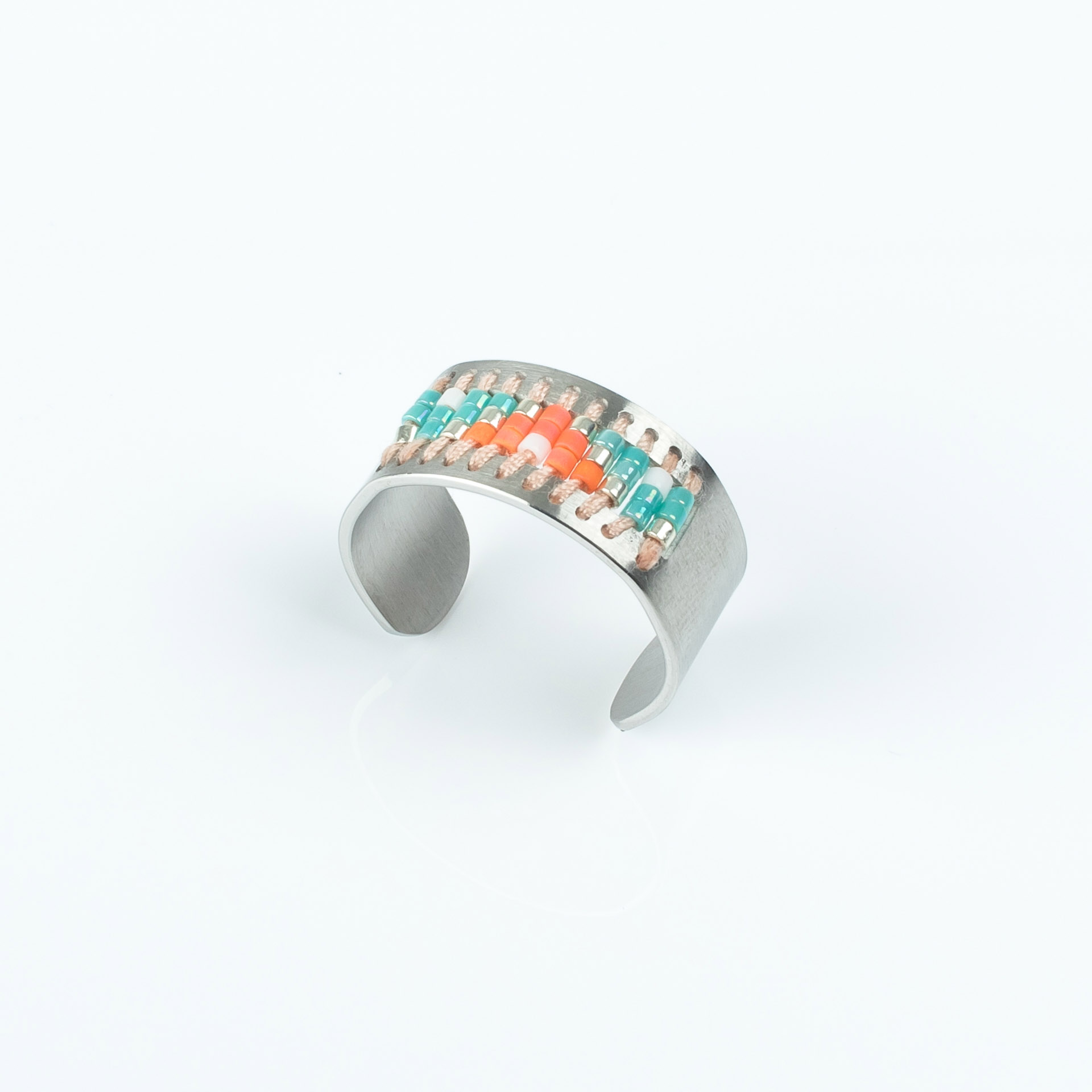 "Petite Beads" Ring, Edelstahl mit japan. Rocaillesperlen, rot-blau