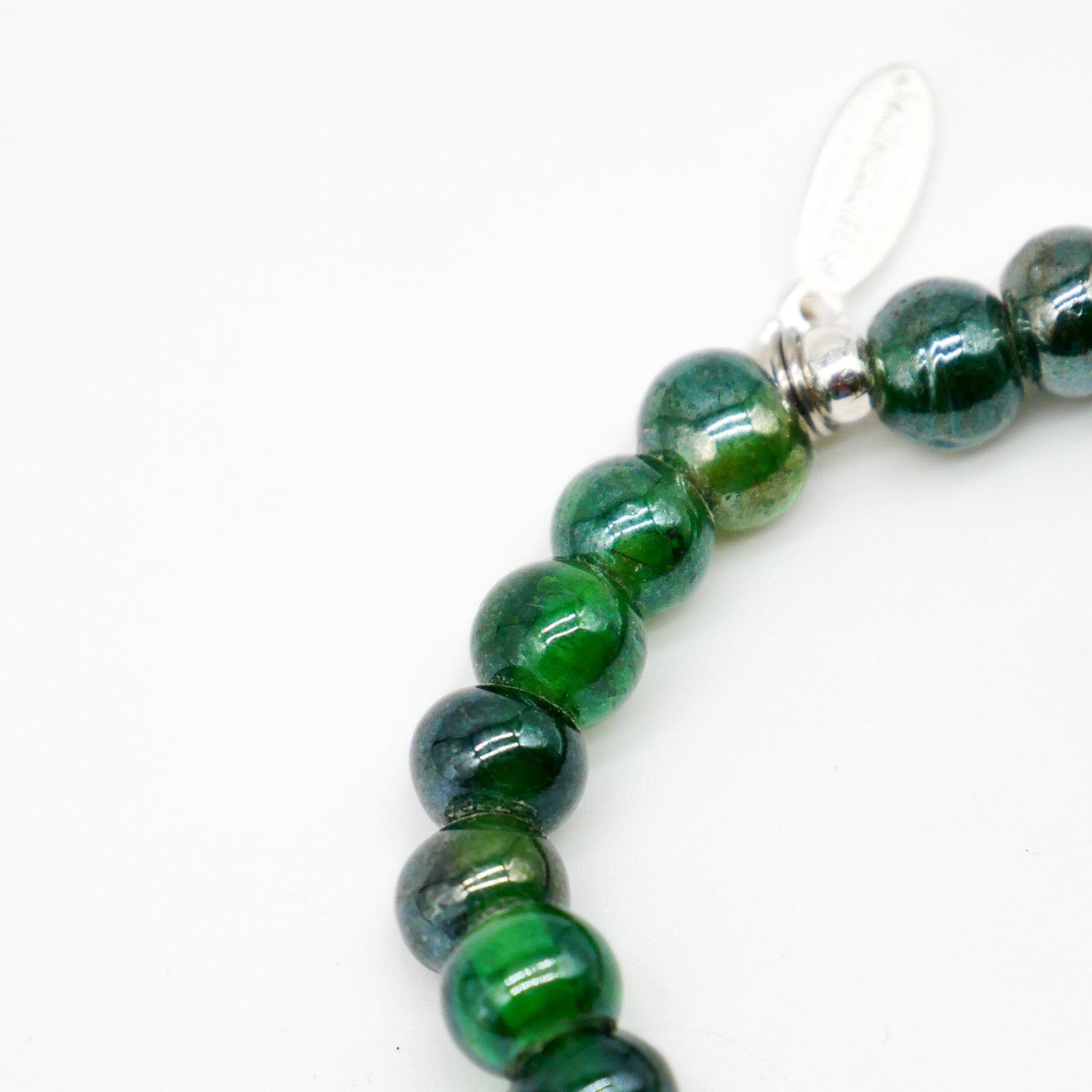 "Summer Feeling" Armband auf Gummi "Fisch" Glasperlen moos