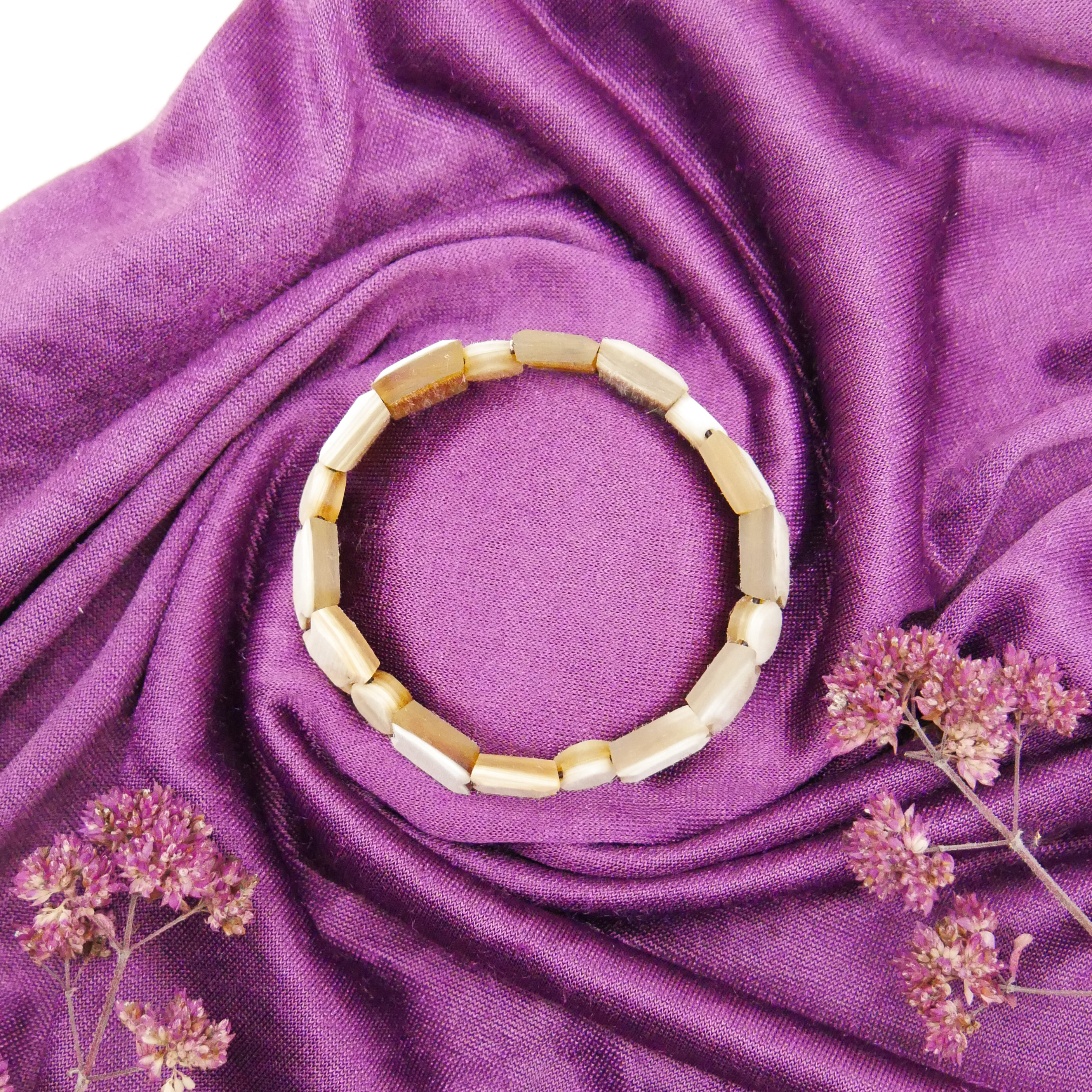  "Craft-Art", Horn Armband auf Gummi verschiedene Formen, weißes Horn matt 