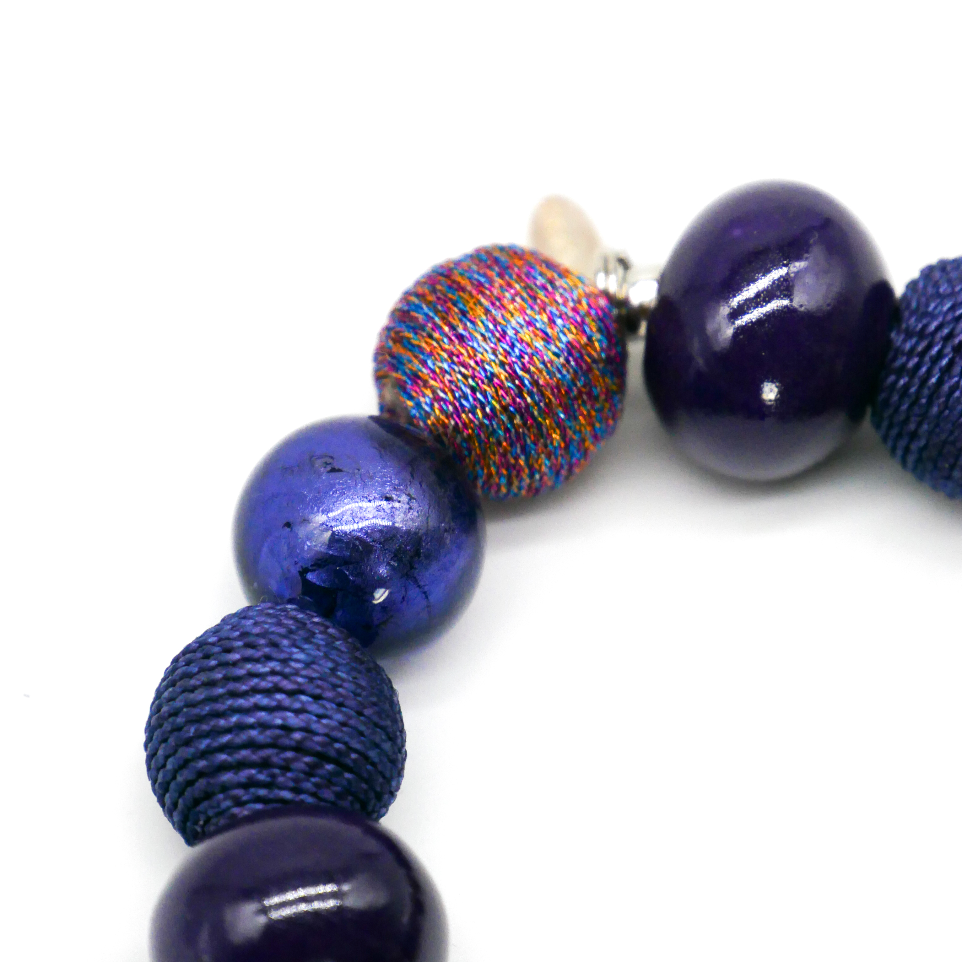  "Bollywood" Armband auf Gummi, aubergine