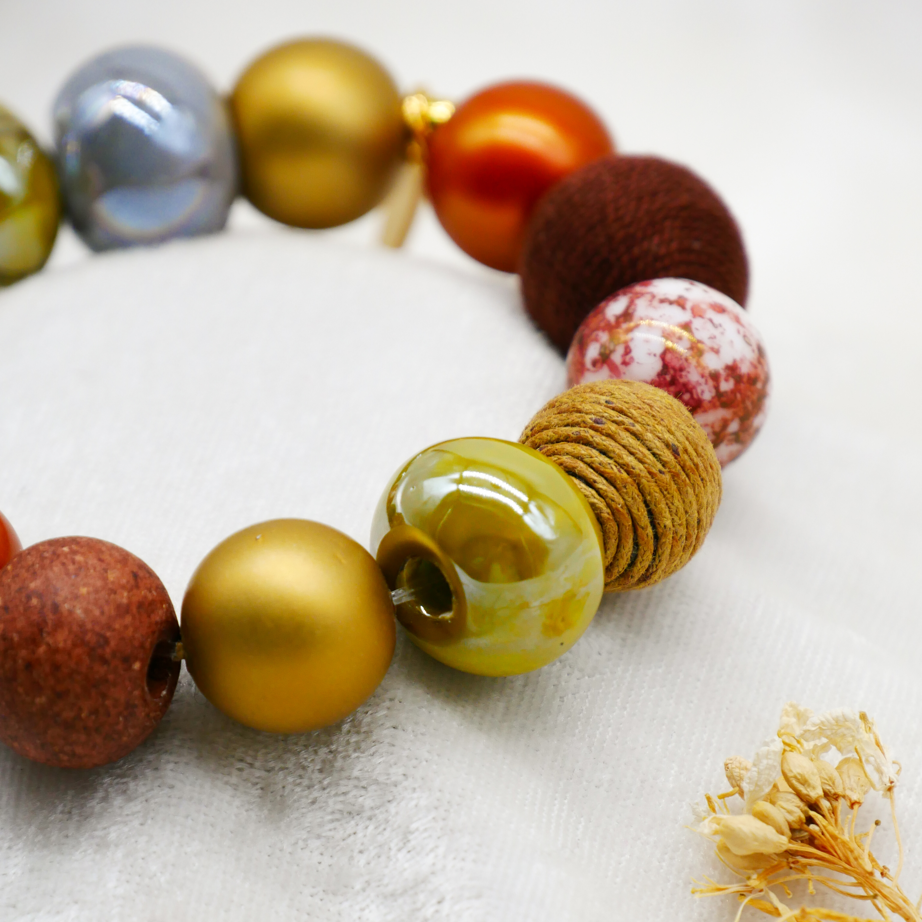  "Bollywood" Armband auf Gummi, nativ