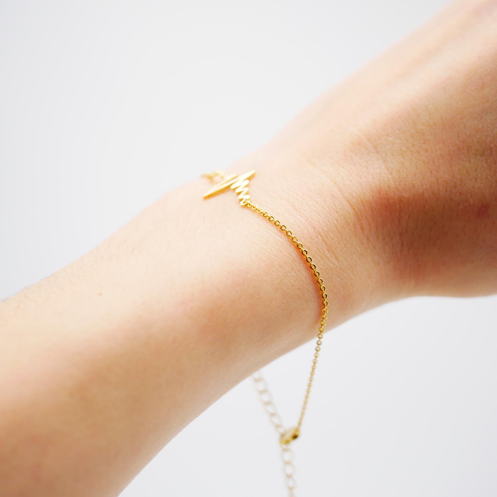 "Fine Filigré" Armband, Anhänger "heartbeat" gold