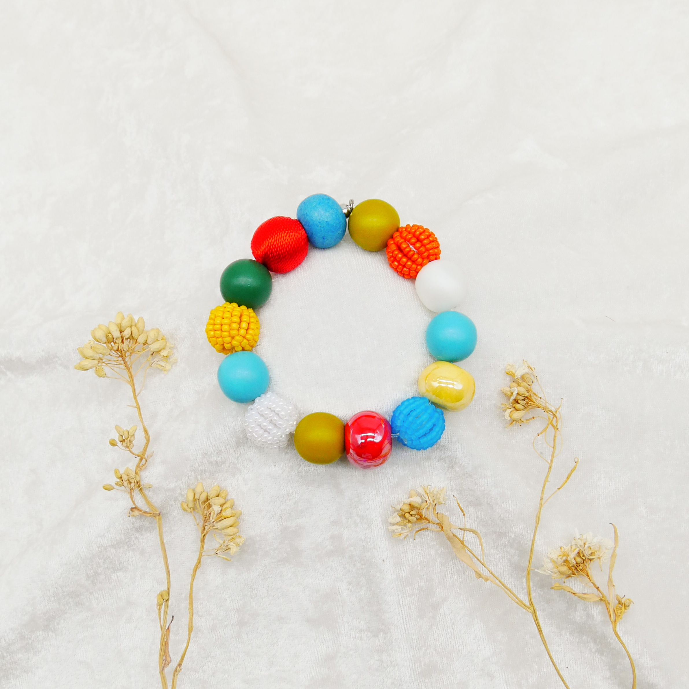  "Bollywood" Armband auf Gummi, bunt