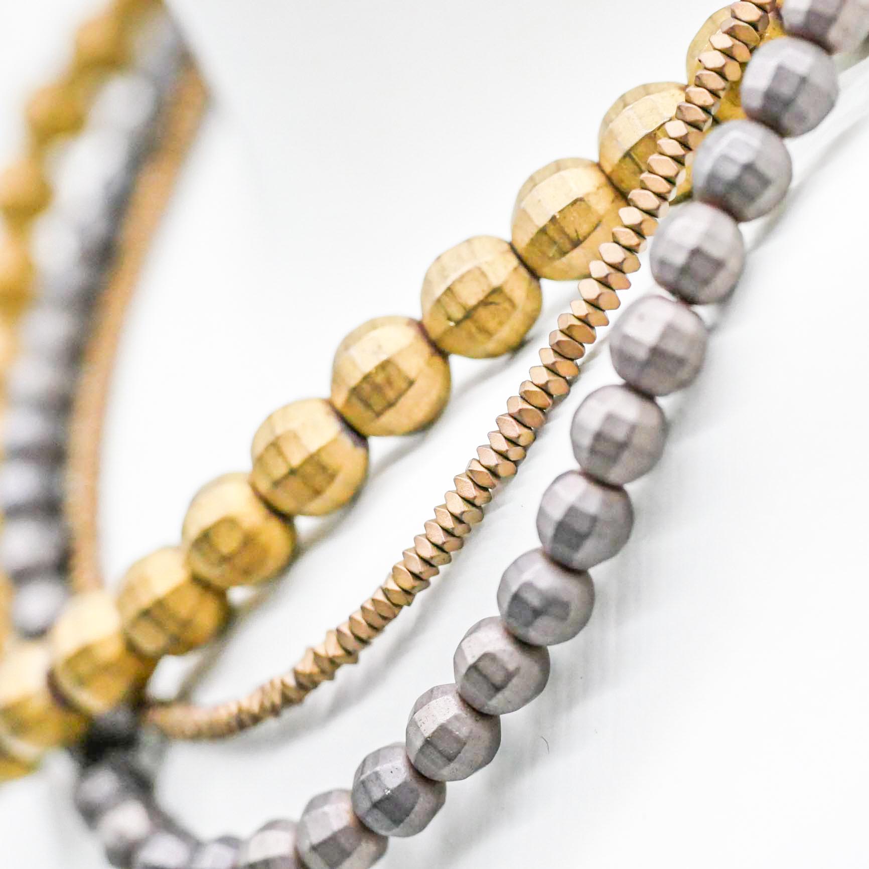 "Metallic" kurze 3-Strang Hämatit Kette, Kugel und Scheibe - bronze-anthrazit