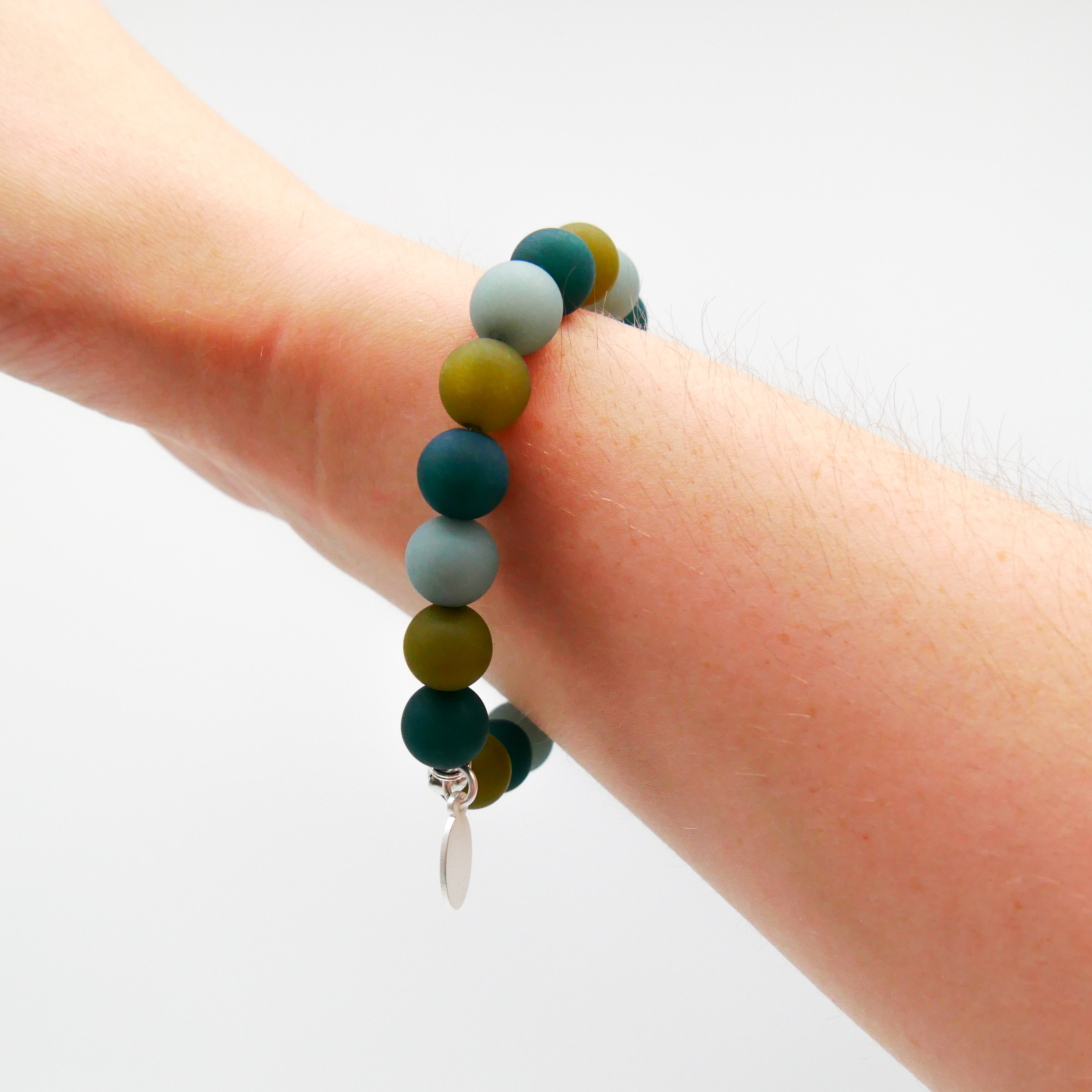 "Color Explosion" Armband auf Gummi Polarisperlen ø 10 mm, Ozean "Color Explosion" Armband auf Gummi Polarisperlen ø 10 mm, Ozean