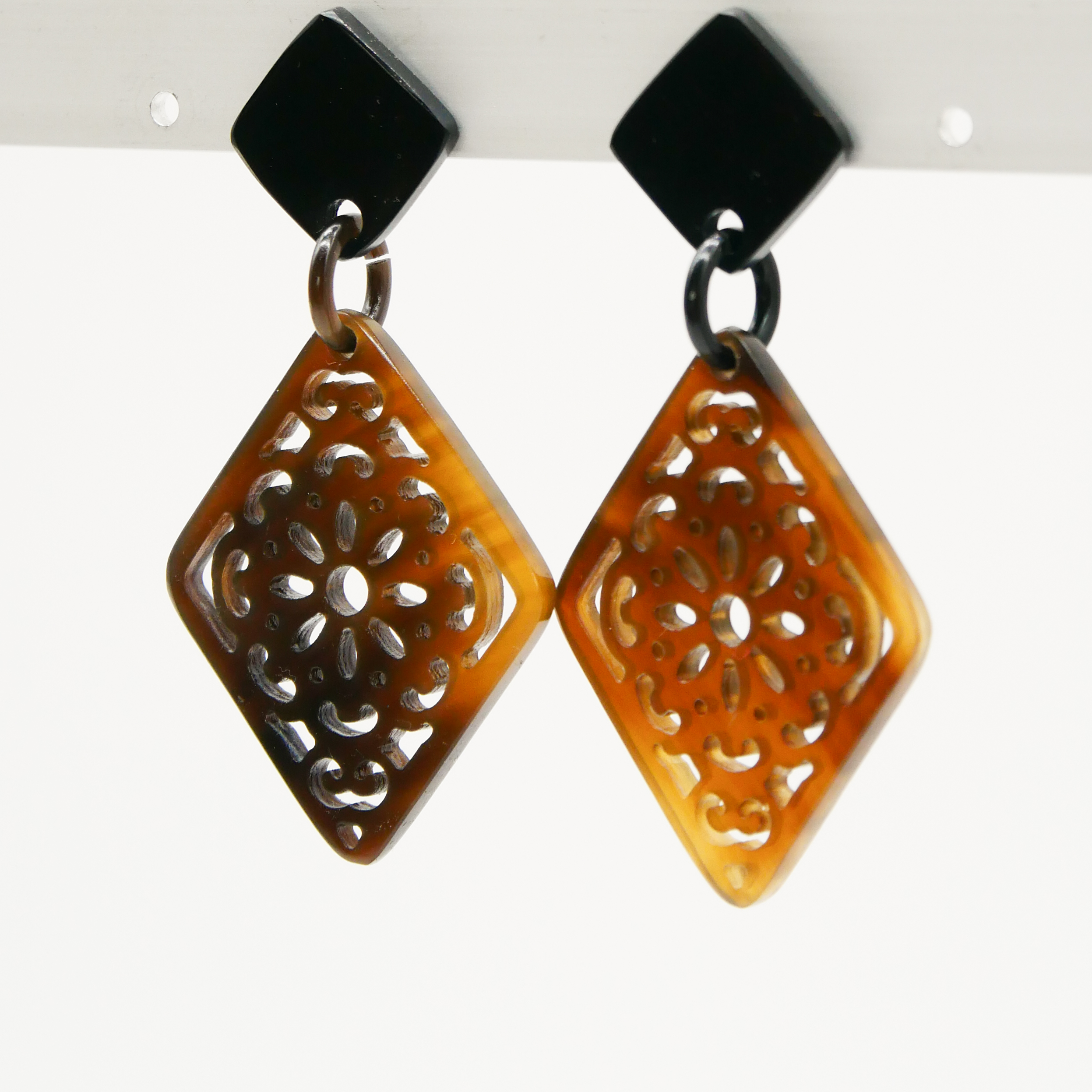 "Craft Art", Ohrring "Rectangle" braunes Horn "Craft Art", Ohrring "Rectangle" braunes Horn