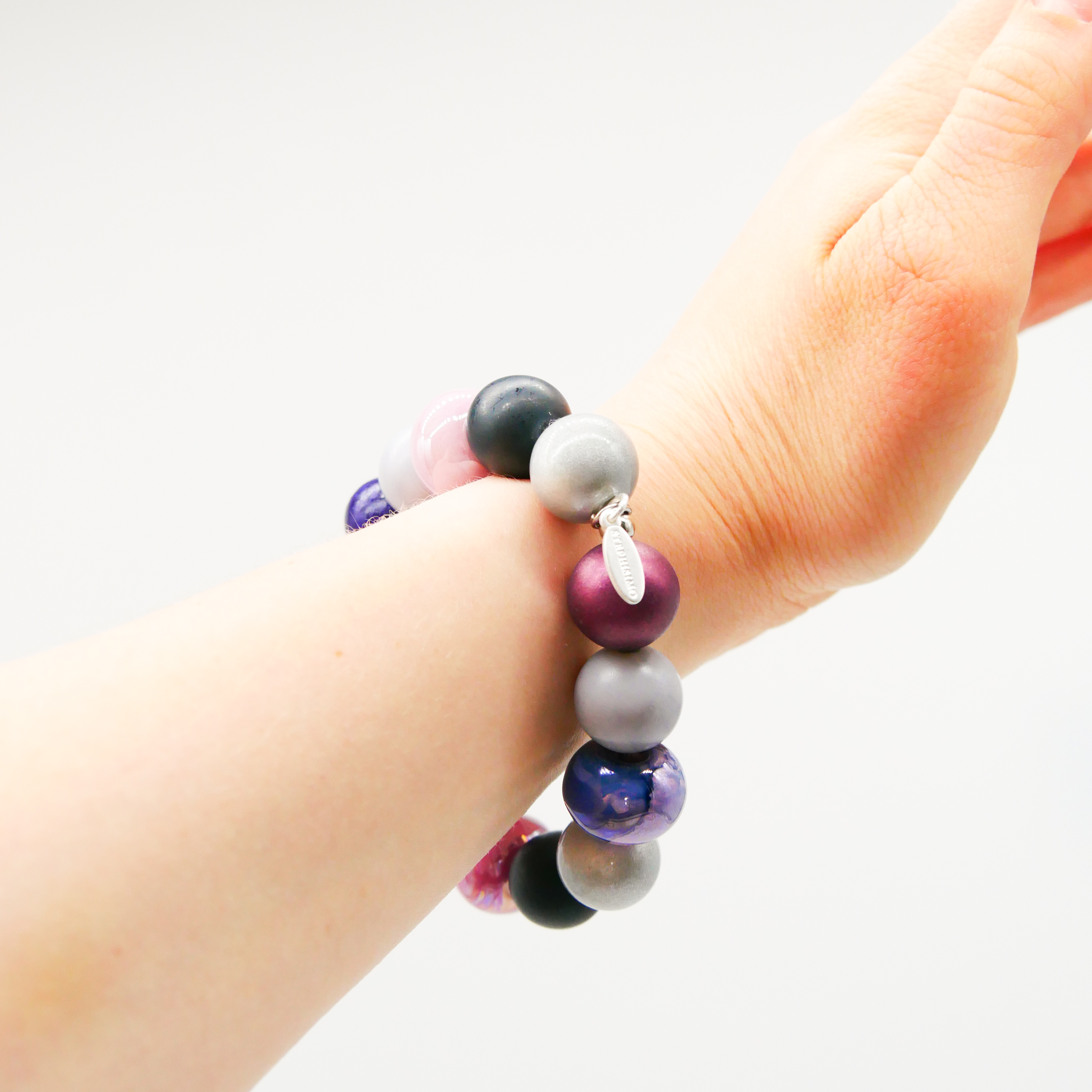 Armband auf Gummi zu "Bollywood", Beerencocktail Armband auf Gummi zu "Bollywood", Beerencocktail