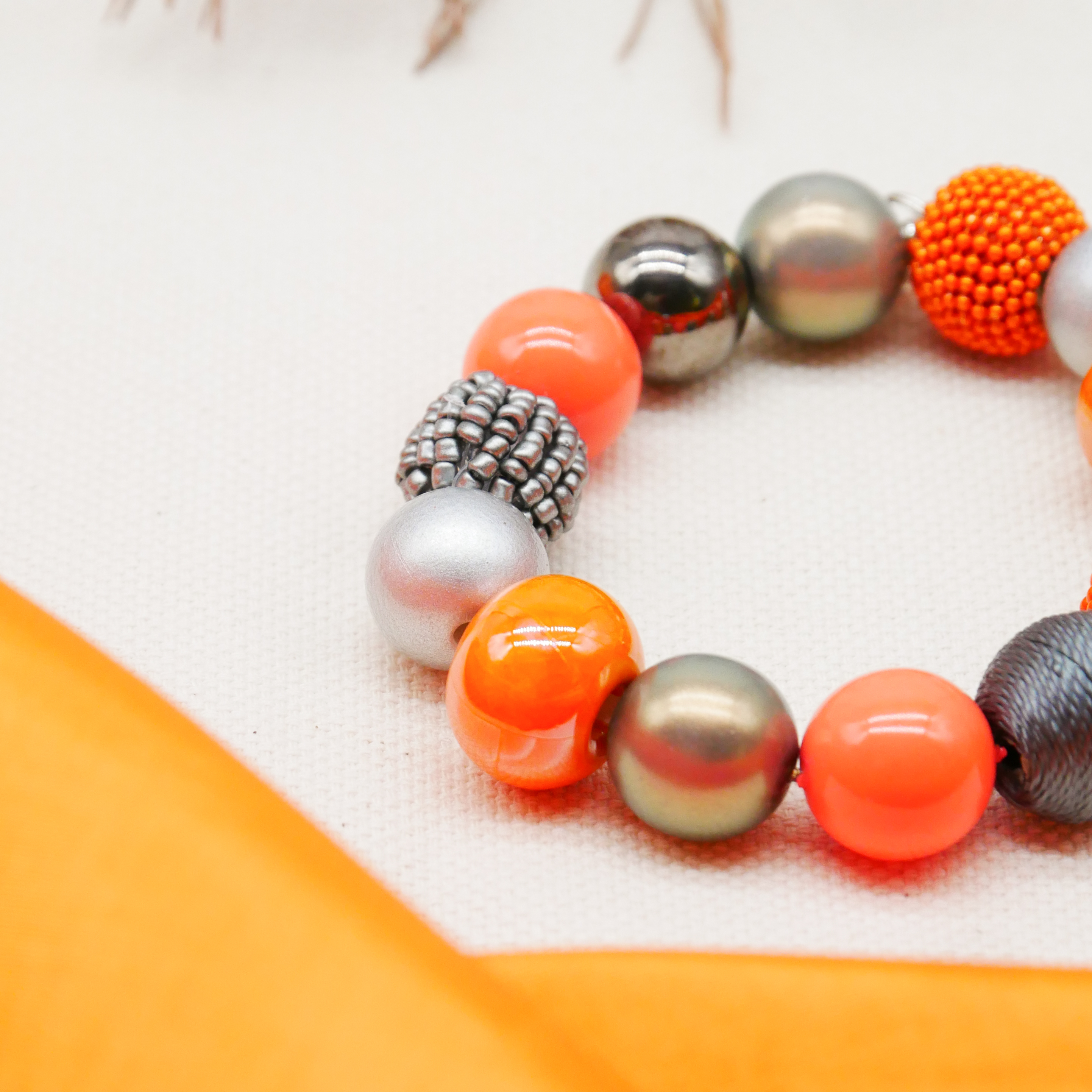  "Bollywood" Armband auf Gummi, vulkan