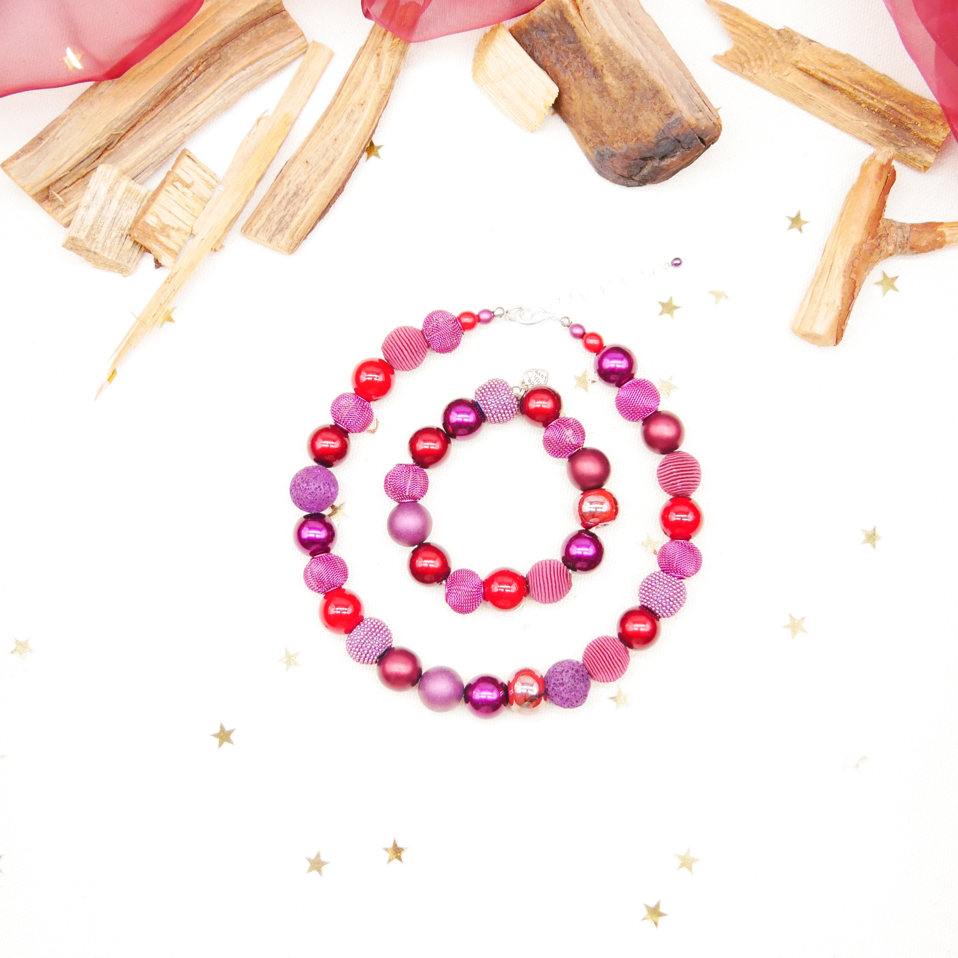  "Bollywood" Armband auf Gummi, burgunder