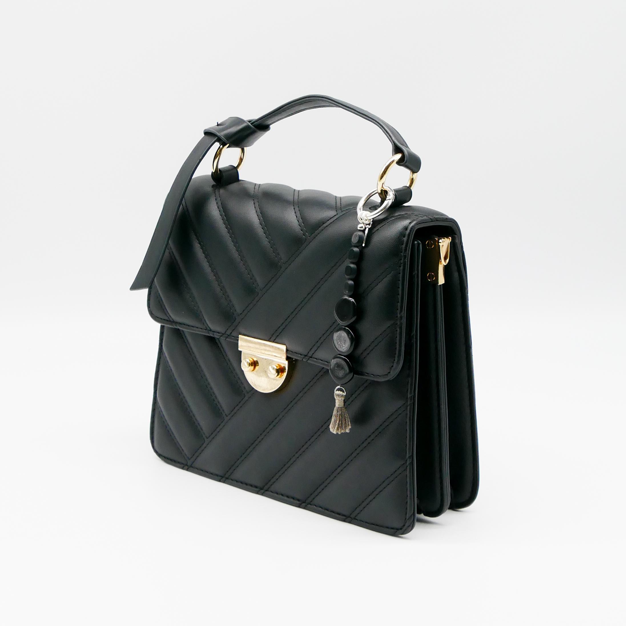 "Lucky Pendant" Anhänger, 1 Stang Glasperlen schwarz mit Quaste