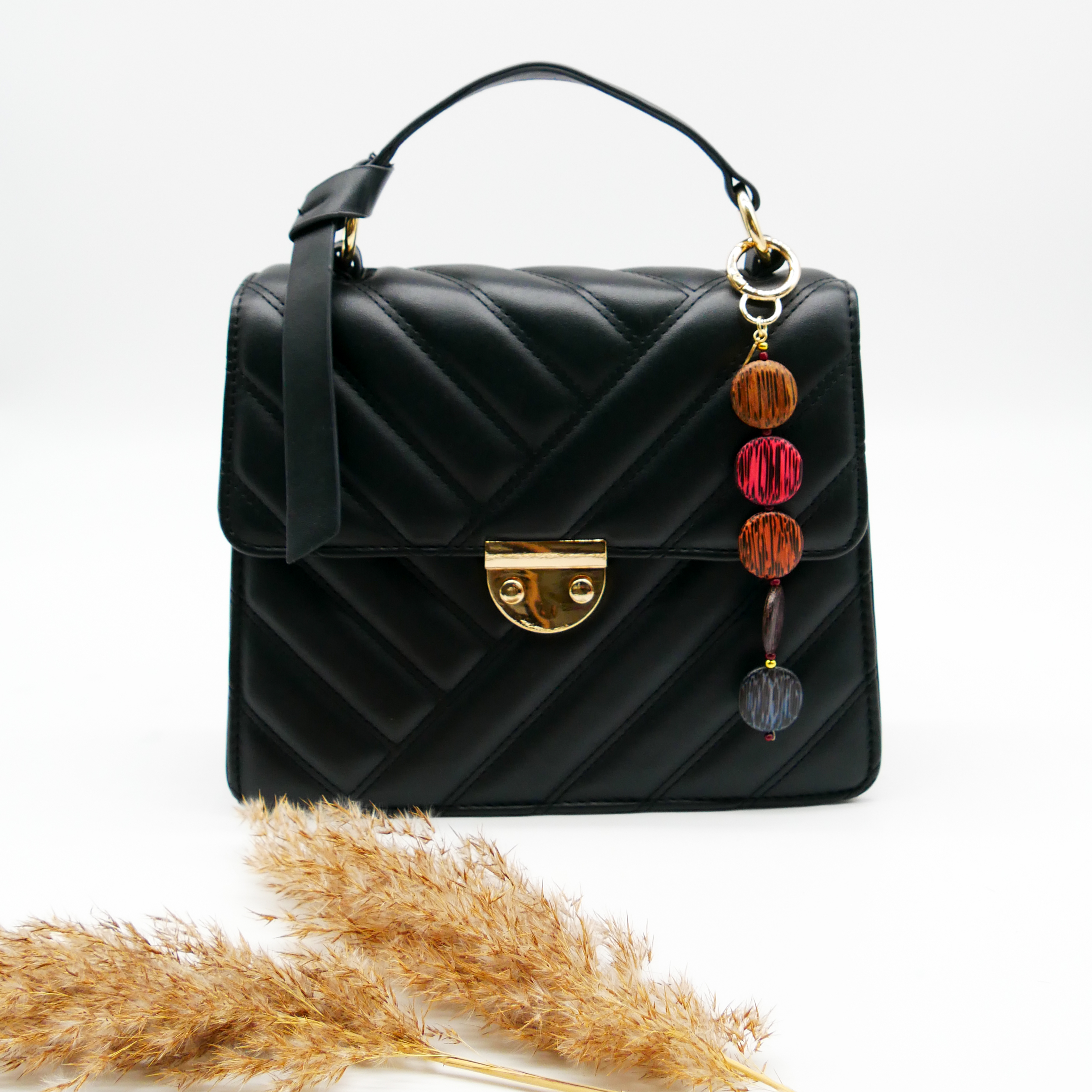 "Lucky Pendant" Anhänger, 1 Strang farbige Kokosholzscheiben Ø ca. 25 mm  