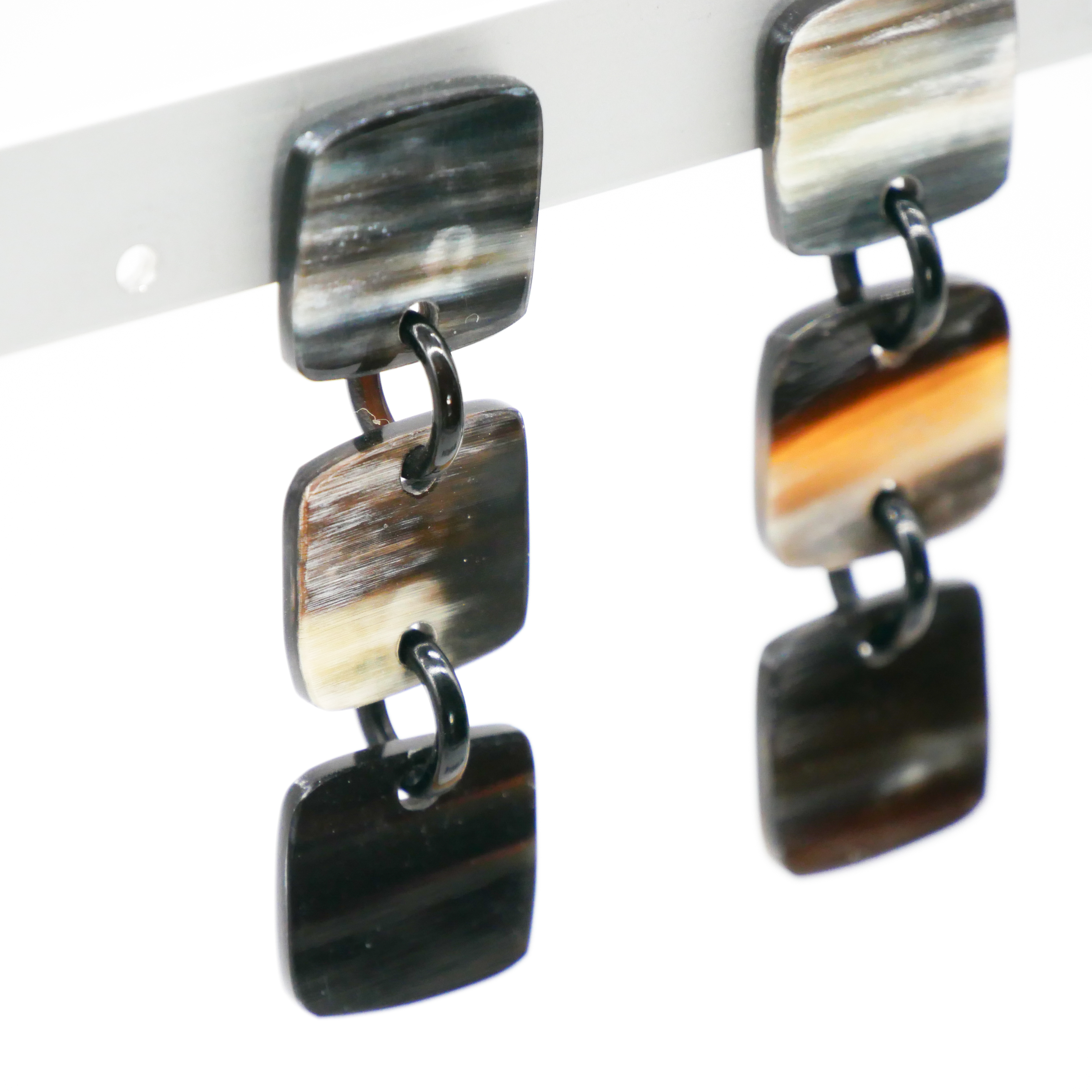 Horn earrings, squares, black-white african horn