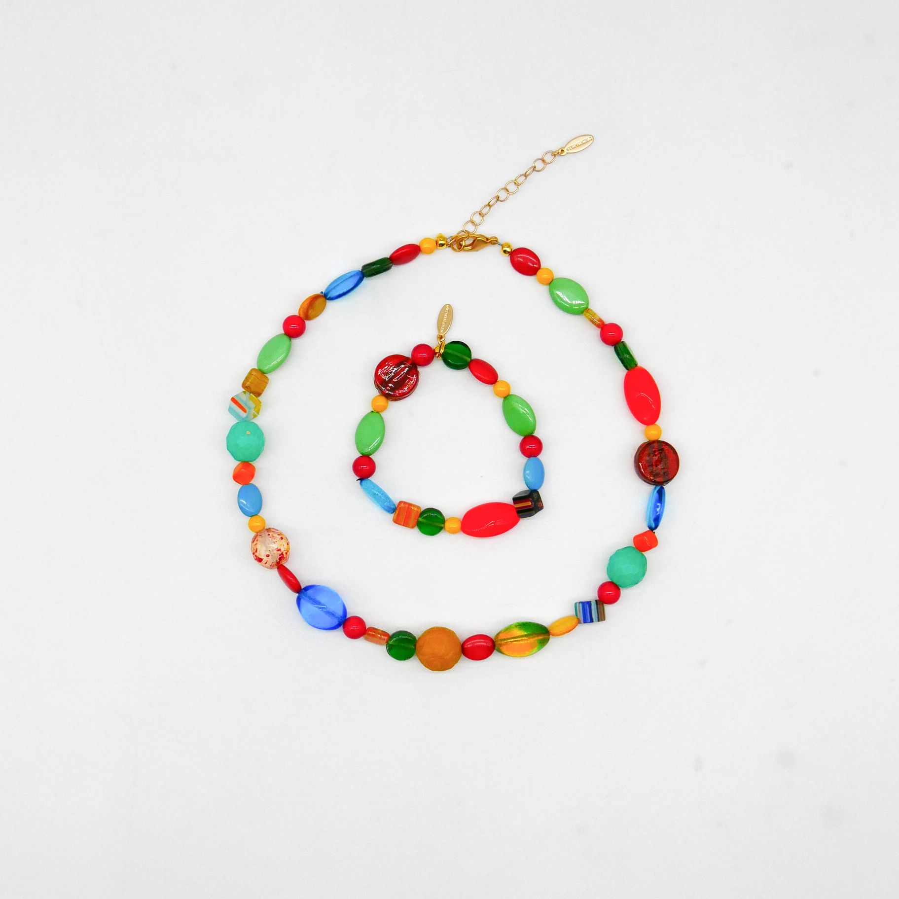 "Summer Feeling",  Kette aus verschiedenen Formen, Glas- und Resin Perlen, multicolor 
