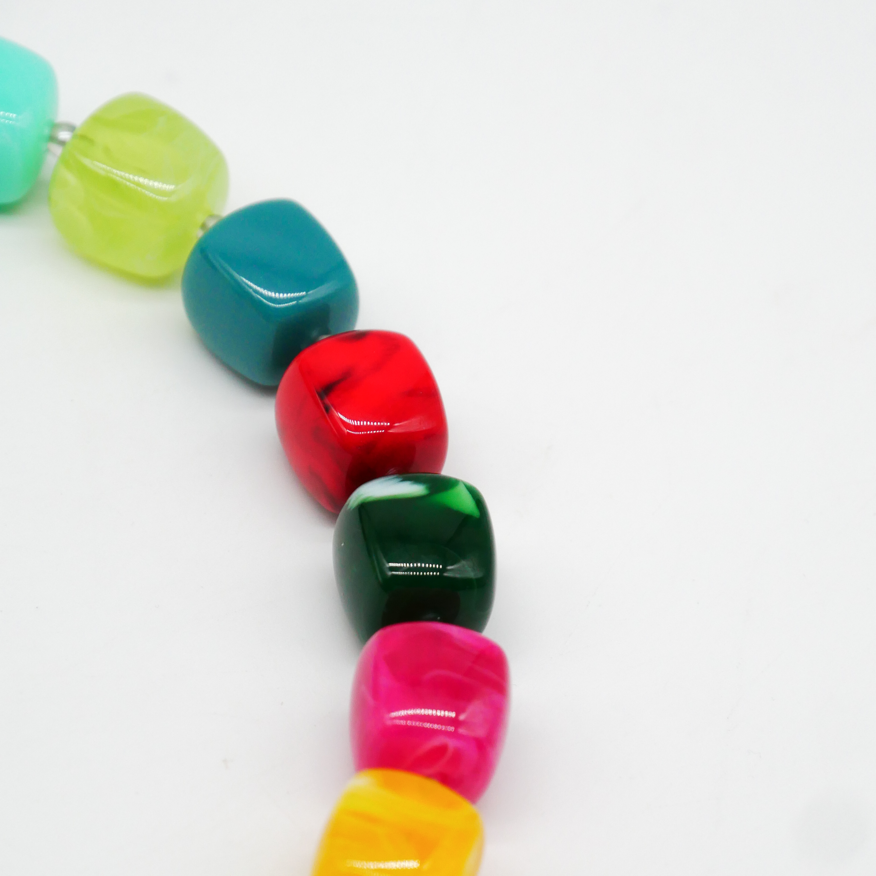 "Summer Feeling",  short Chain "Cube" Resin Pearls approx. 16 x 16 mm multicolor